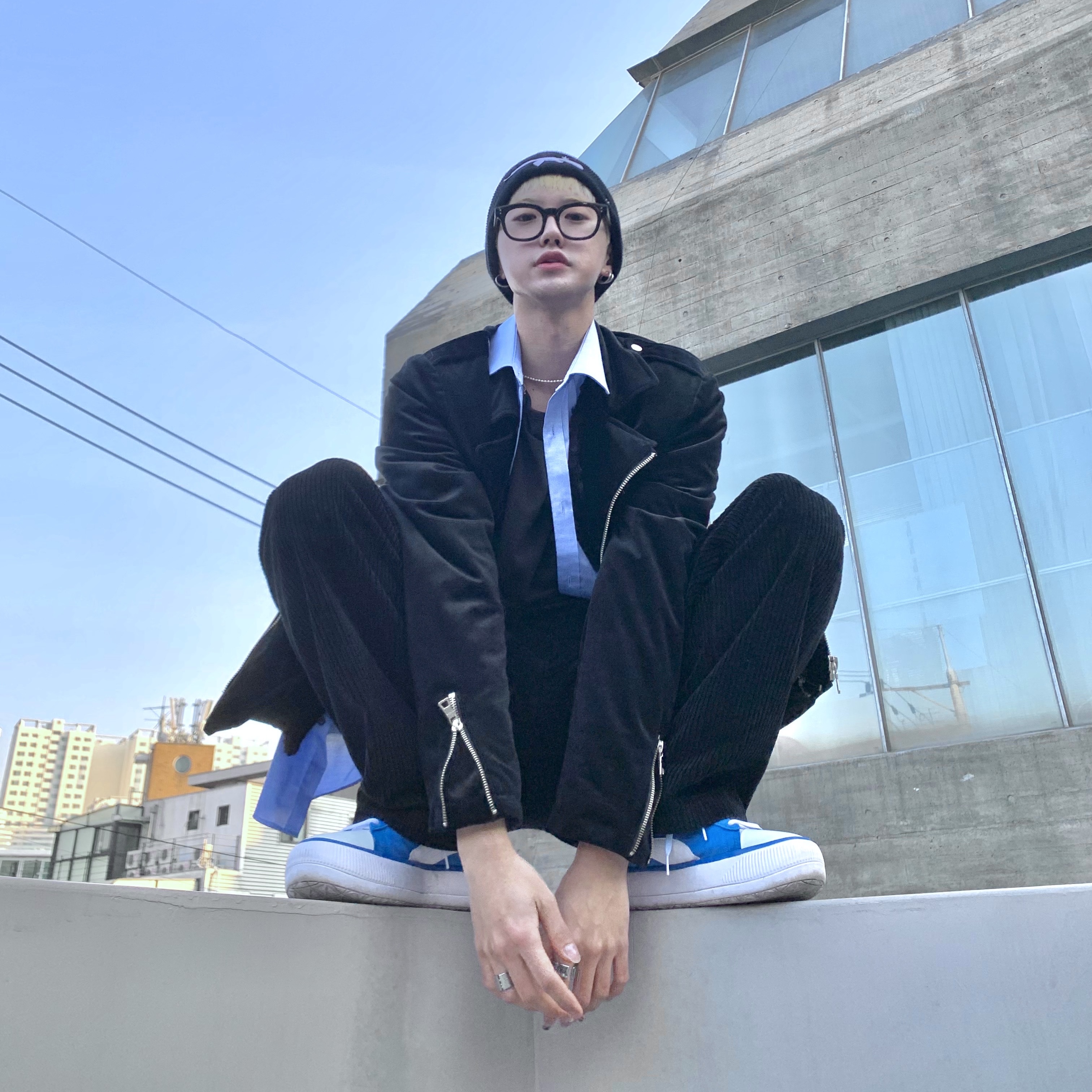(W) Puma Suede Platform White Gold 착용 스타일 - 2