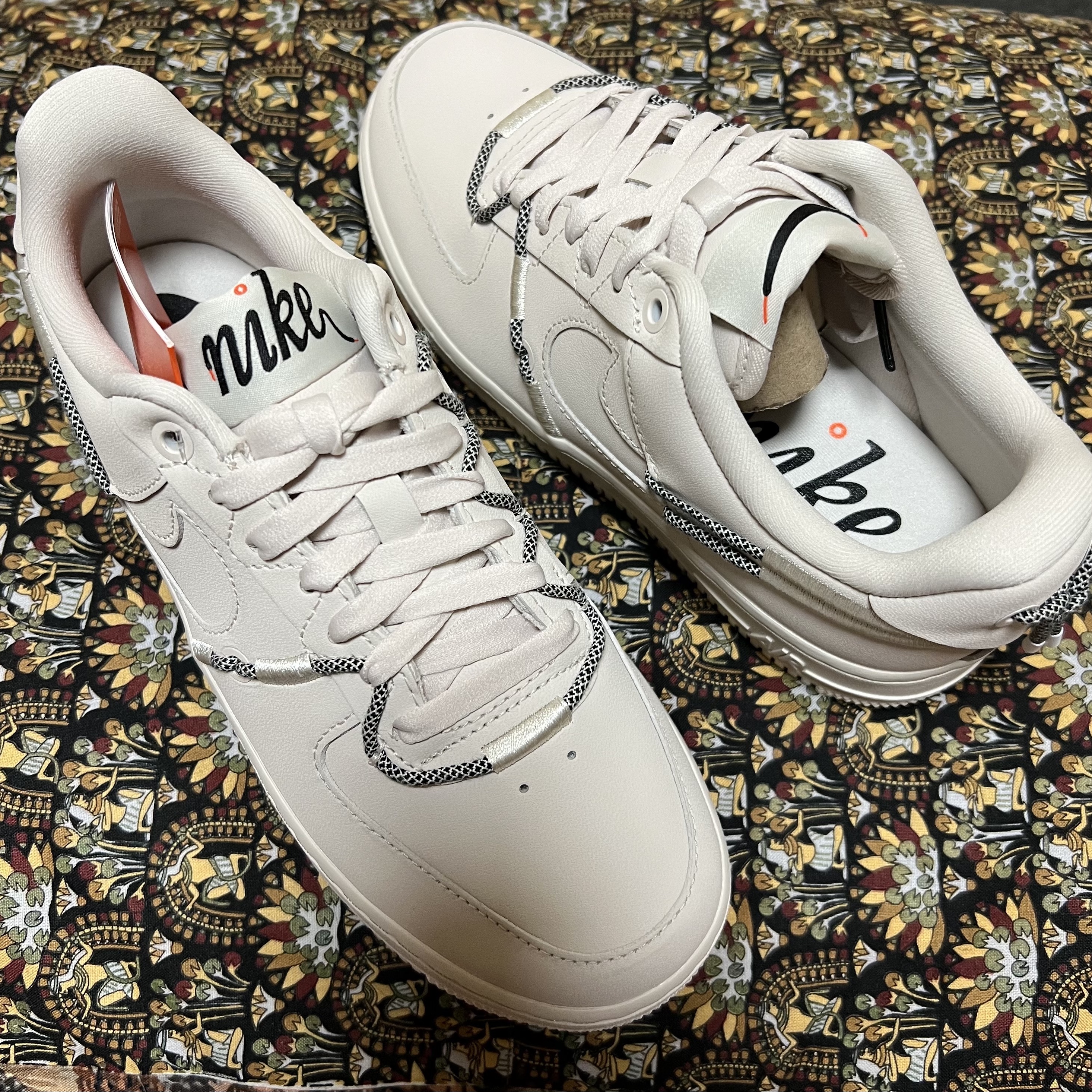(W) Nike Air Force 1 '07 LX Light Orewood Brown 착용 스타일