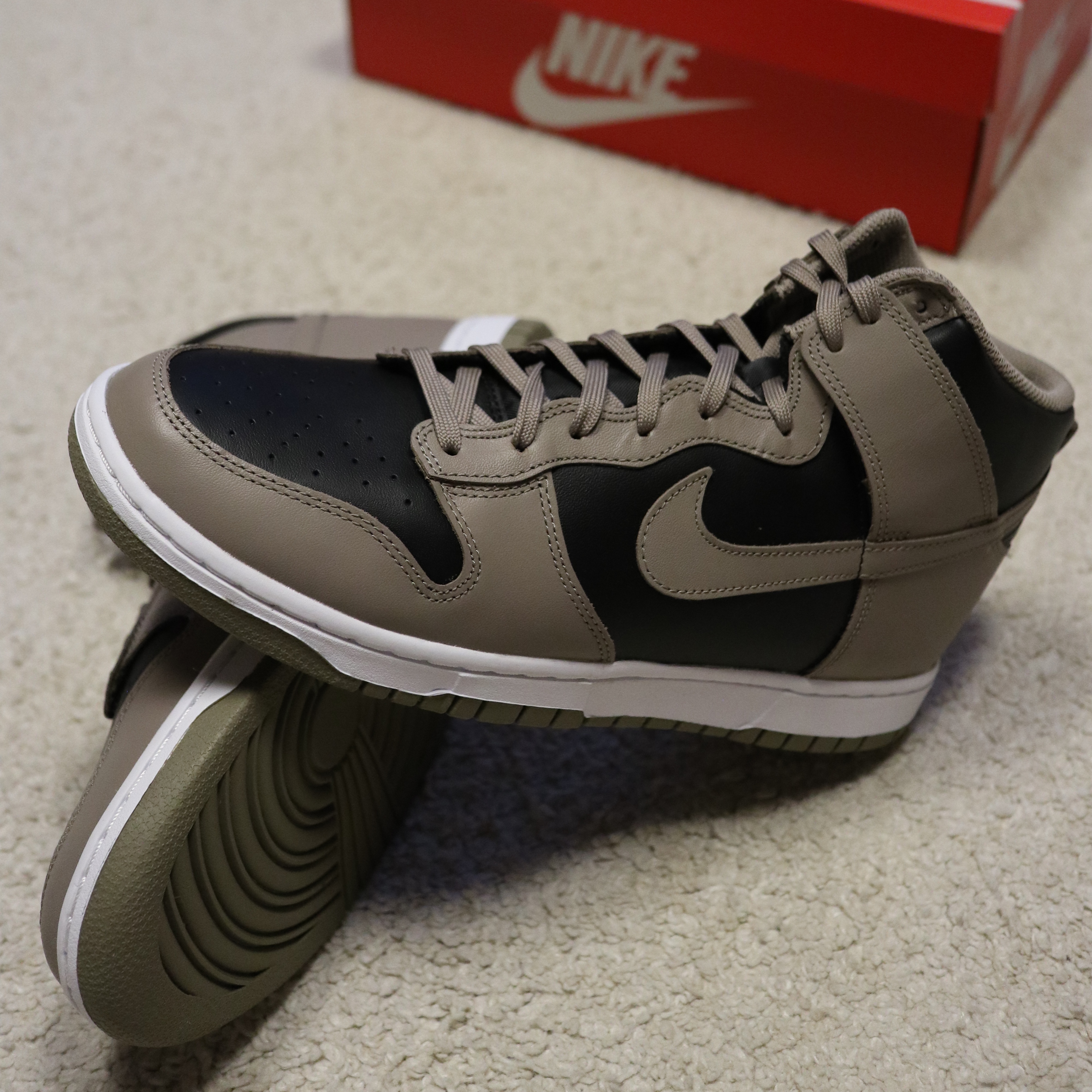 (W) Nike Dunk High Moon Fossil 착용 스타일 - 2