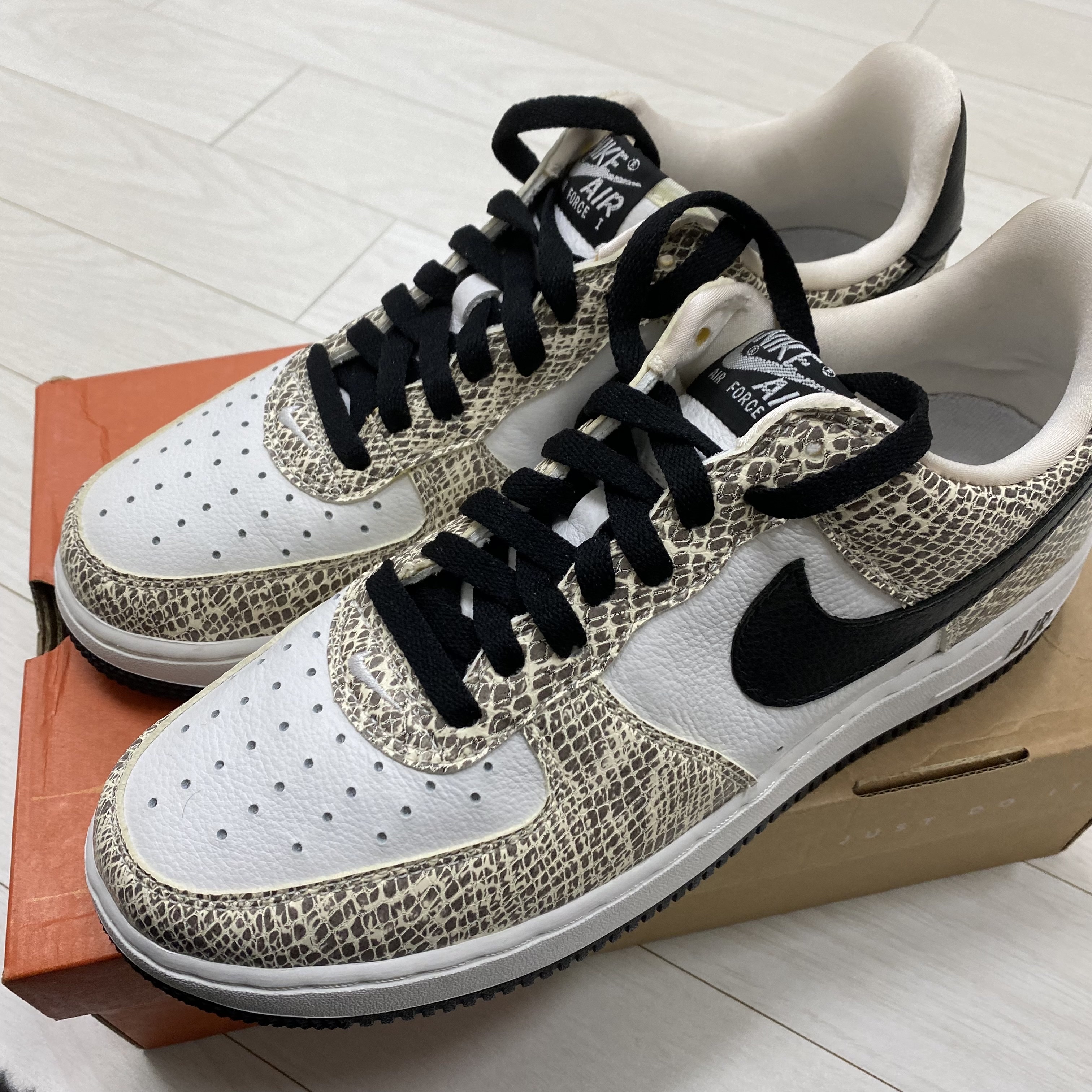Nike Air Force 1 Low Cocoa Snake 2006 착용 스타일 - 1