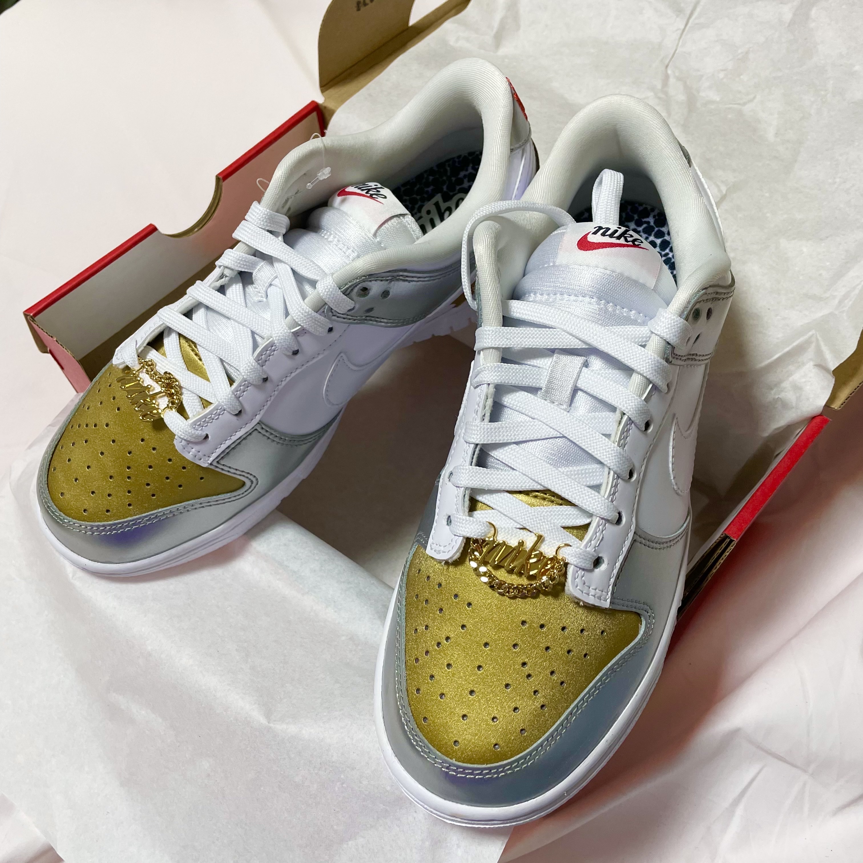 (W) Nike Dunk Low SE Heirloom 착용 스타일