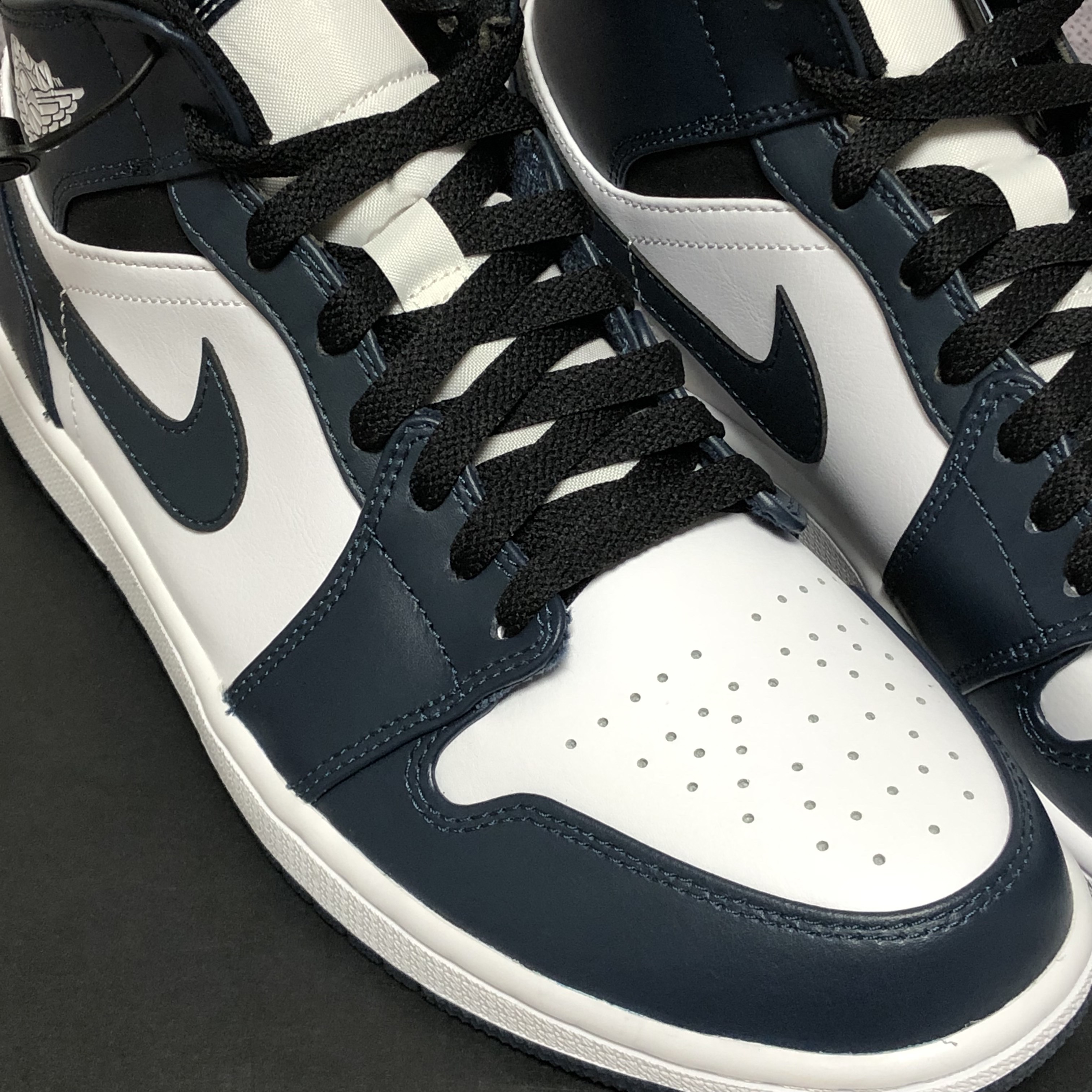Jordan 1 Mid Dark Teal 착용 스타일
