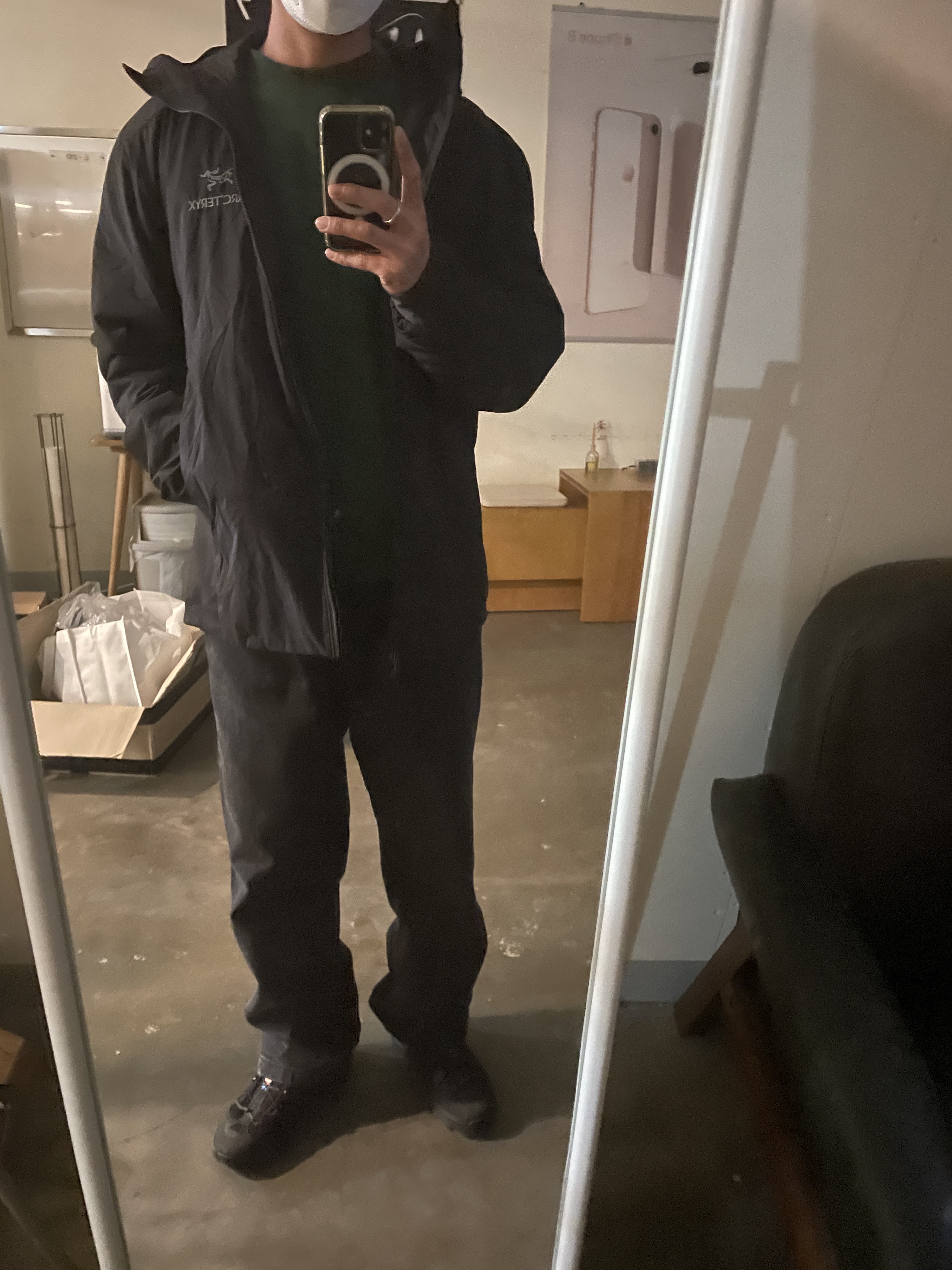 Arc'teryx Atom LT Hoody Black, Salomon x Organiclab.zip XA Pro 1 Black Maverick 착용 스타일 - 1