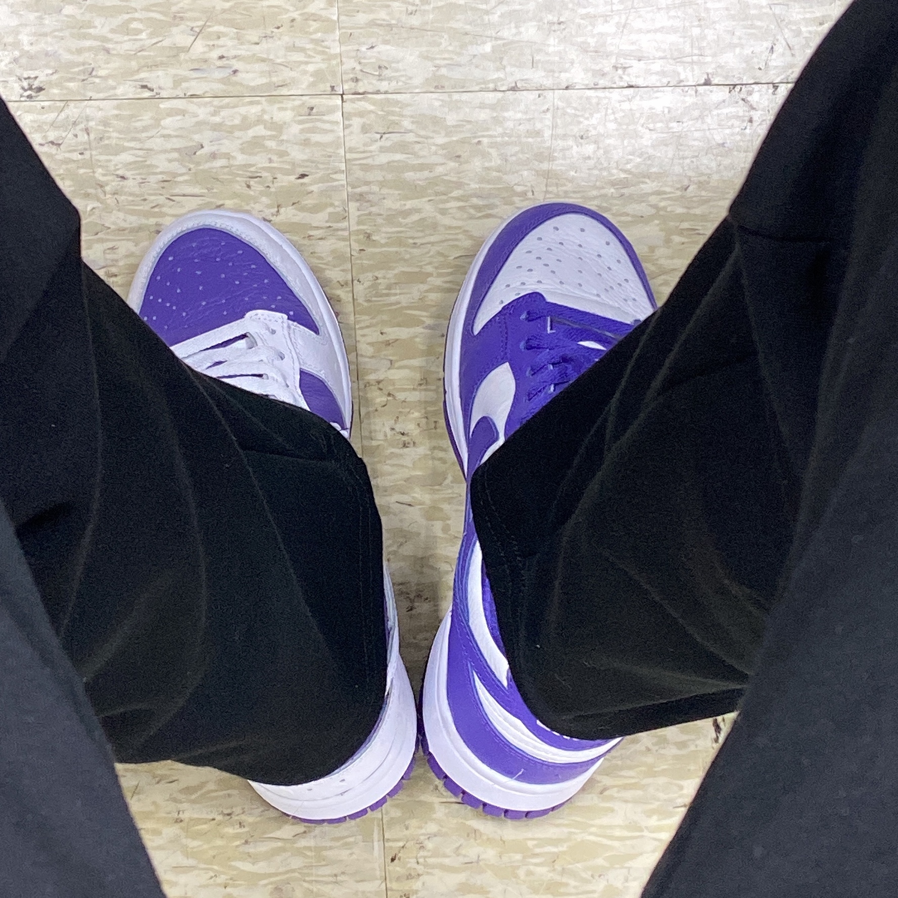 (W) Nike Dunk Low SE Flip 착용 스타일 - 4
