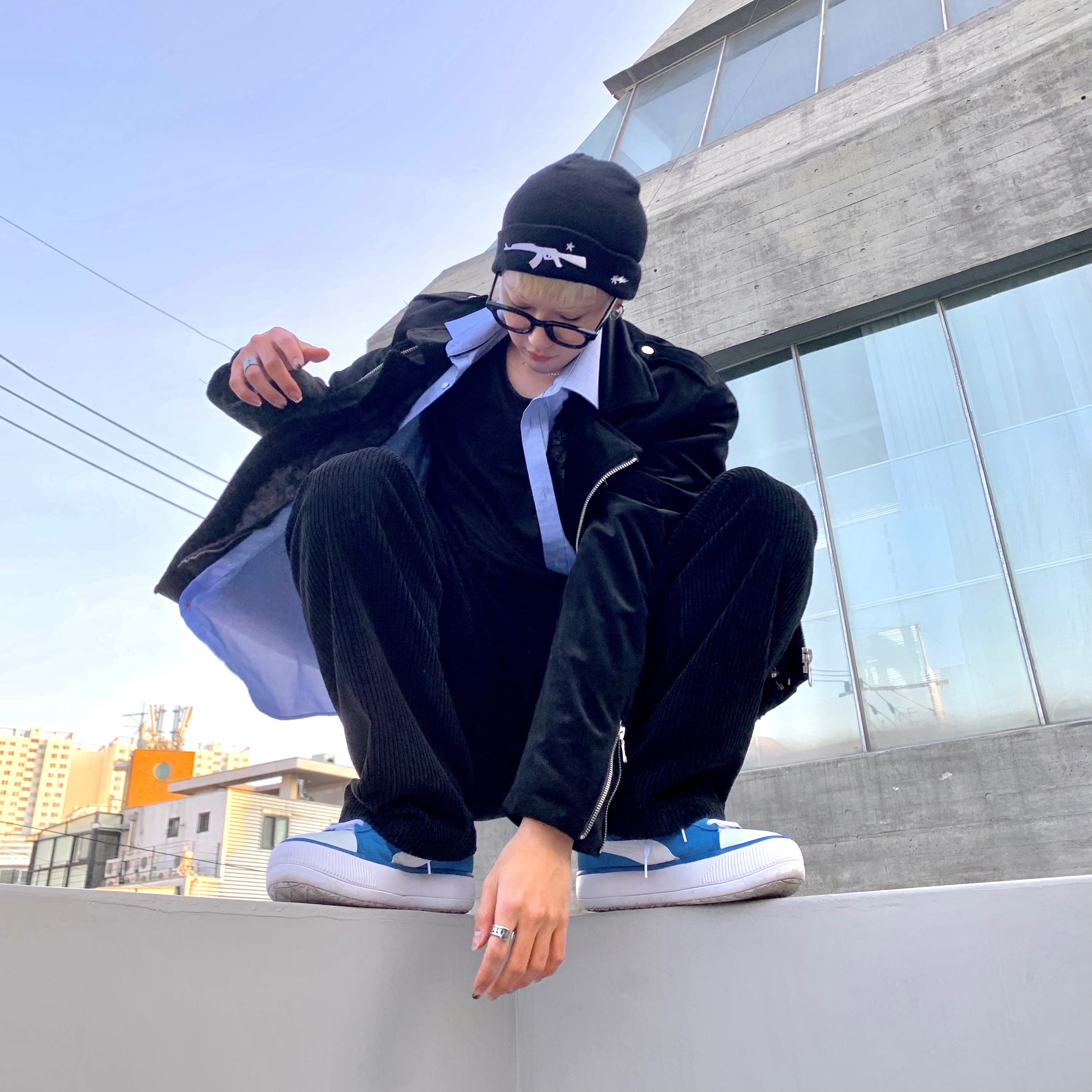 (W) Puma Suede Platform White Gold 착용 스타일 - 1