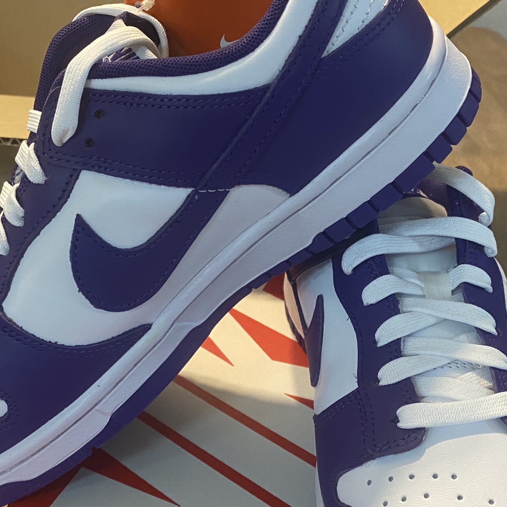 Nike Dunk Low Retro Championship Court Purple 착용 스타일