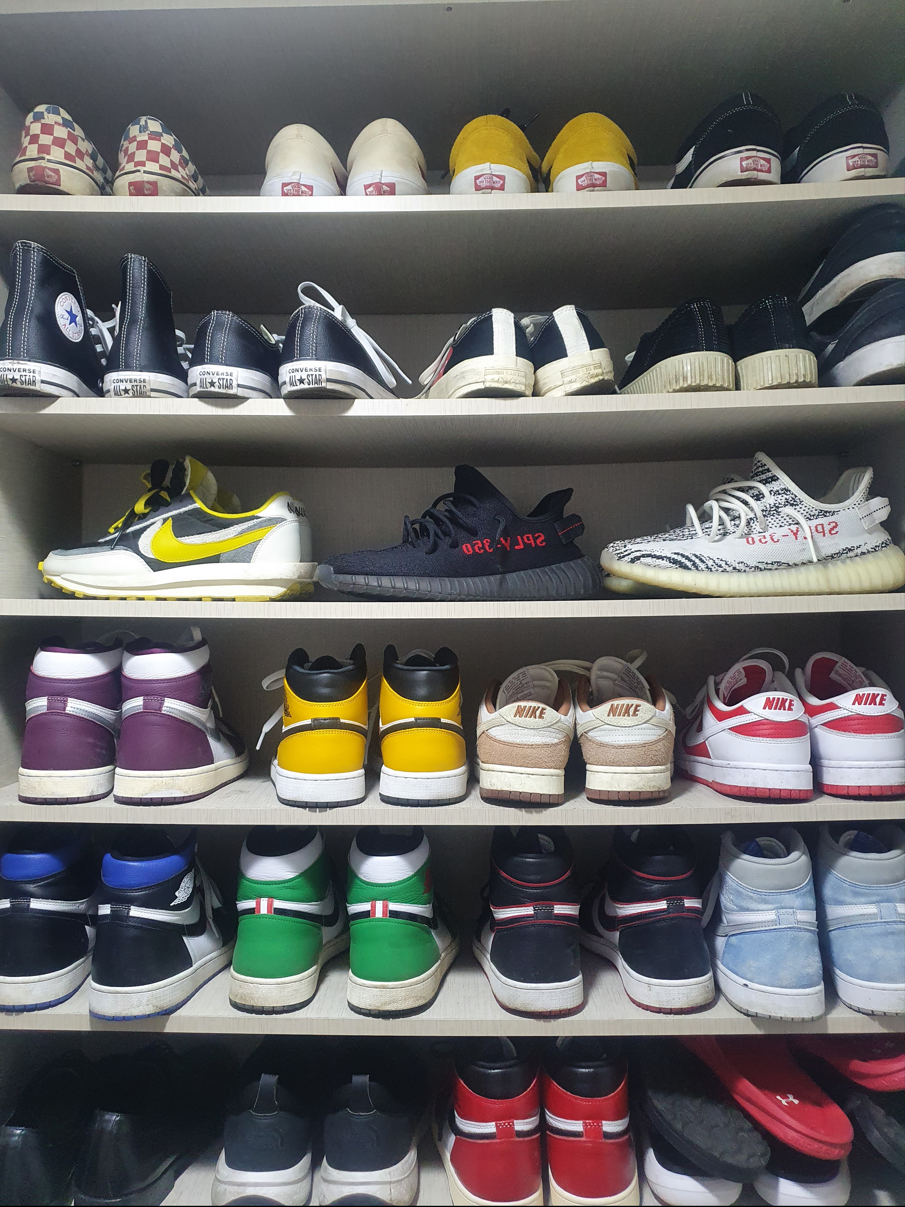 Jordan 1 Retro High OG Light Fusion Red, Jordan 1 Retro High OG Hyper Royal 착용 스타일