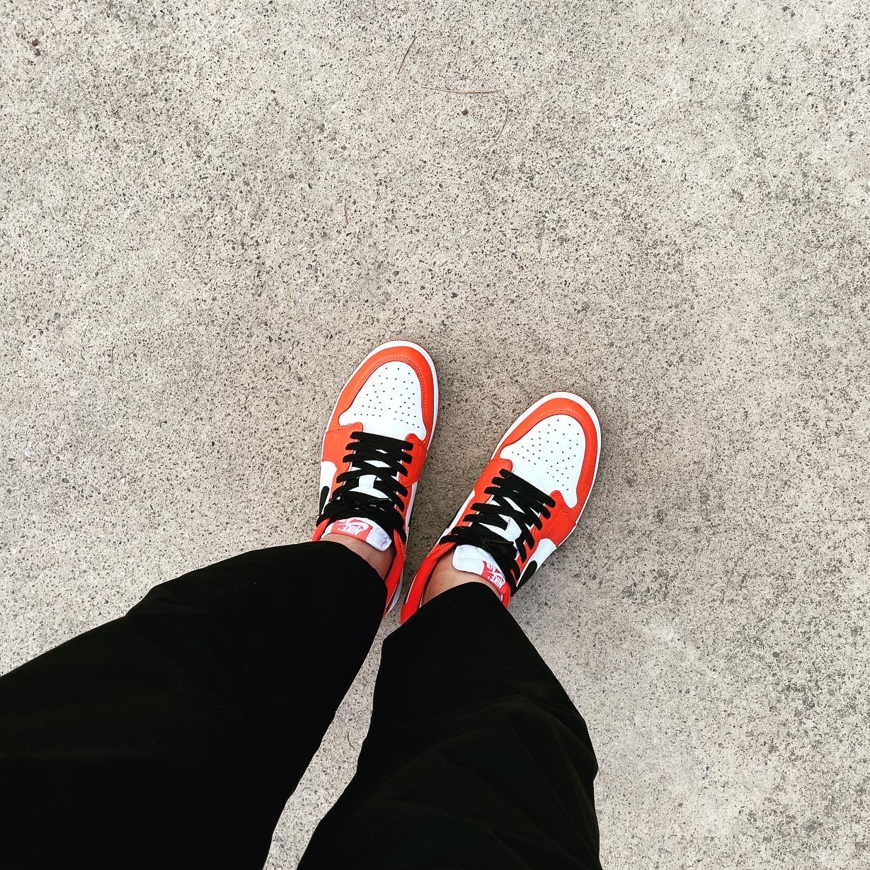 Jordan 1 Low OG Starfish 착용 스타일