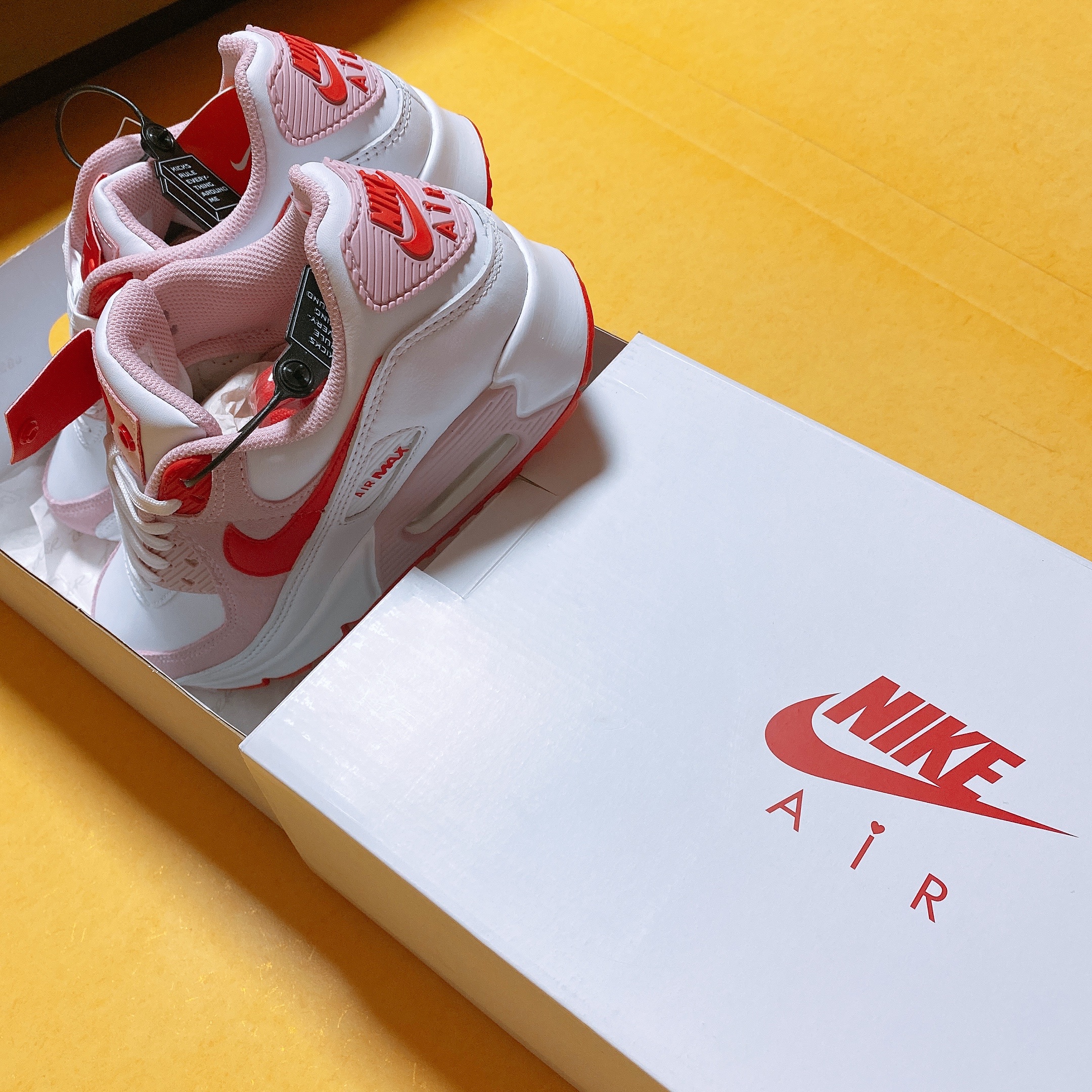 (W) Nike Air Max 90 QS Valentine's Day 착용 스타일 - 5