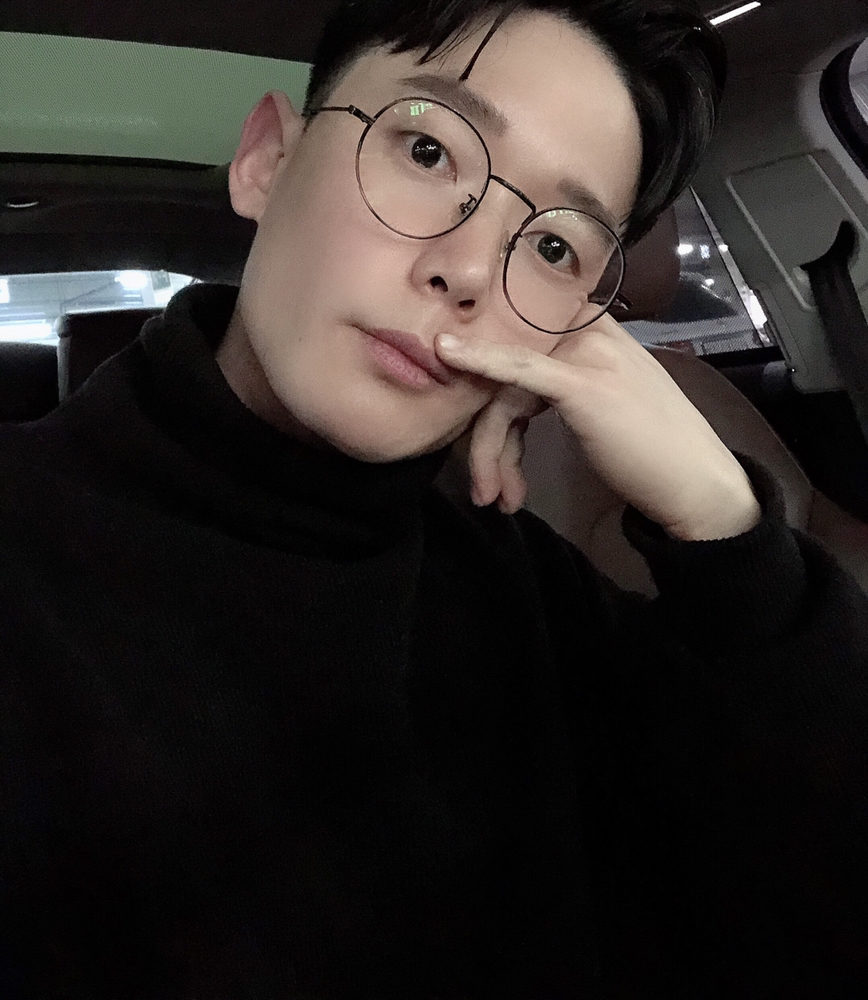 KREAM 프로필 이미지
