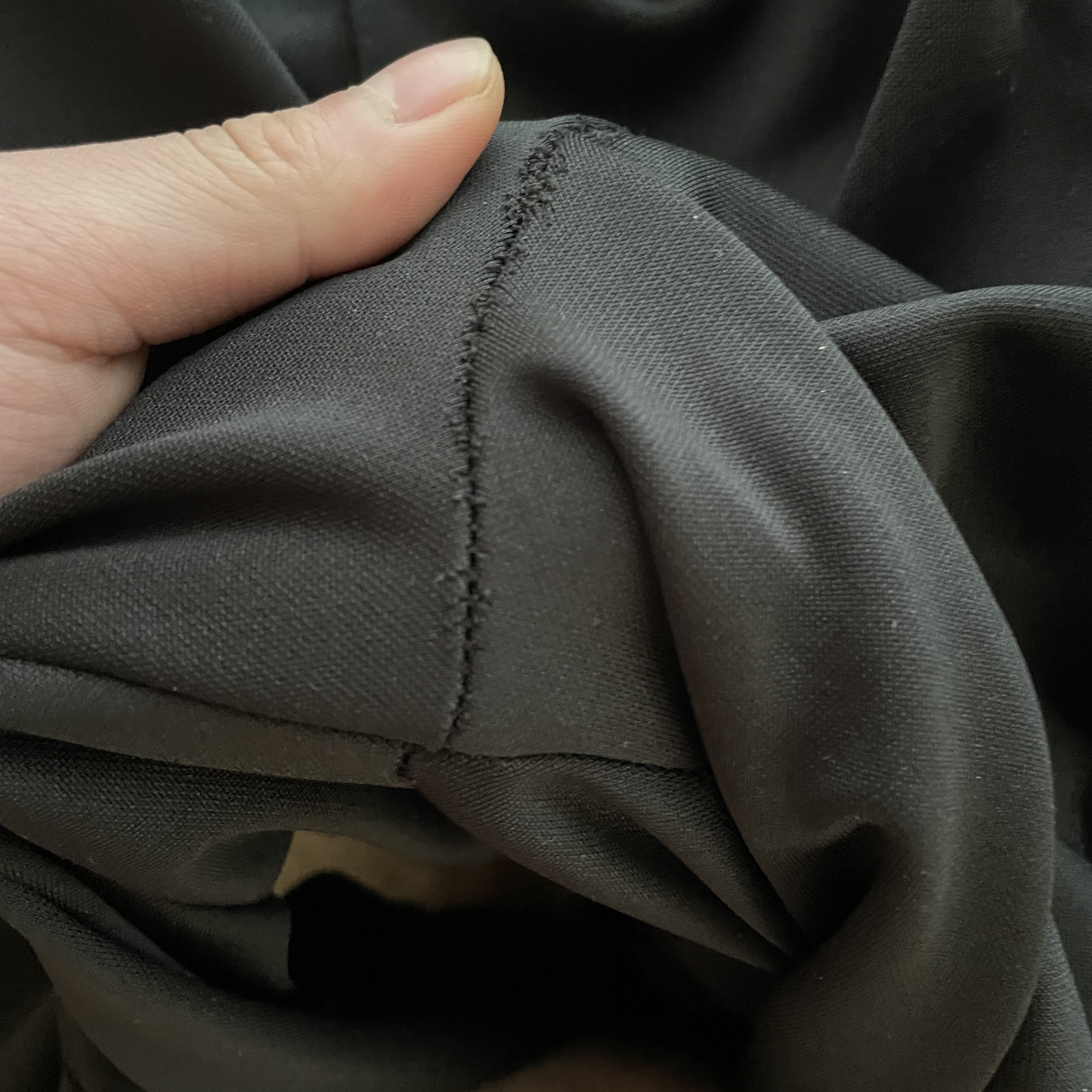 IAB Studio Track Pants Black 착용 스타일 - 2
