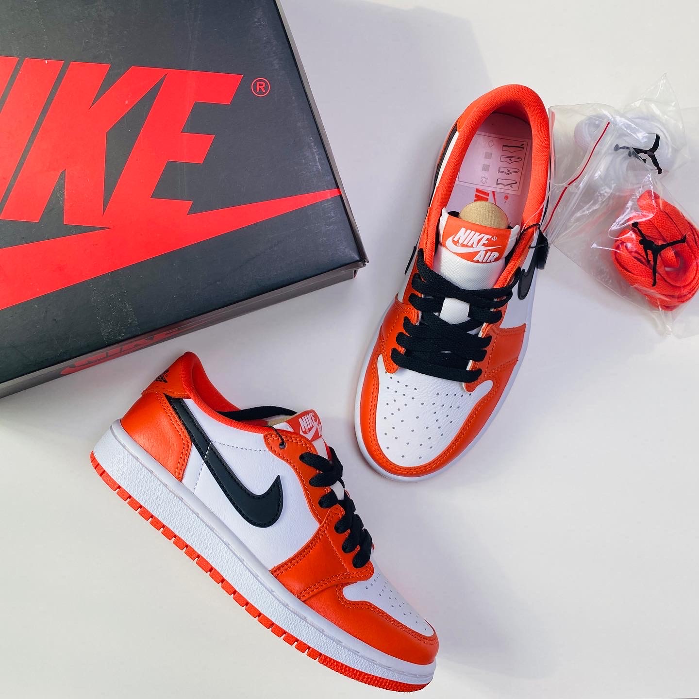 Jordan 1 Low OG Starfish, (W) Jordan 1 Low OG Starfish 착용 스타일