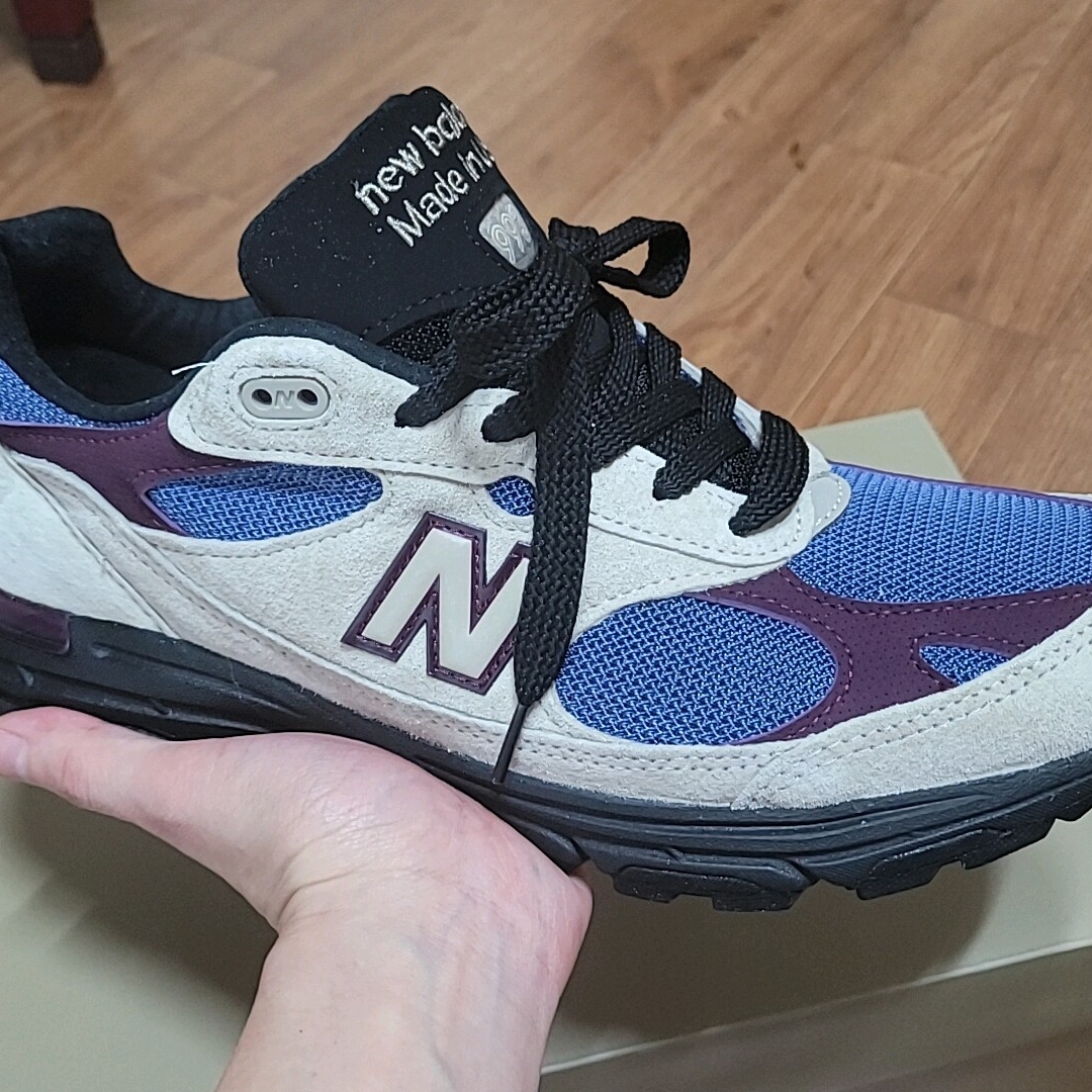 New Balance x Aime Leon Dore 993 Made in USA Taupe 착용 스타일 - 1
