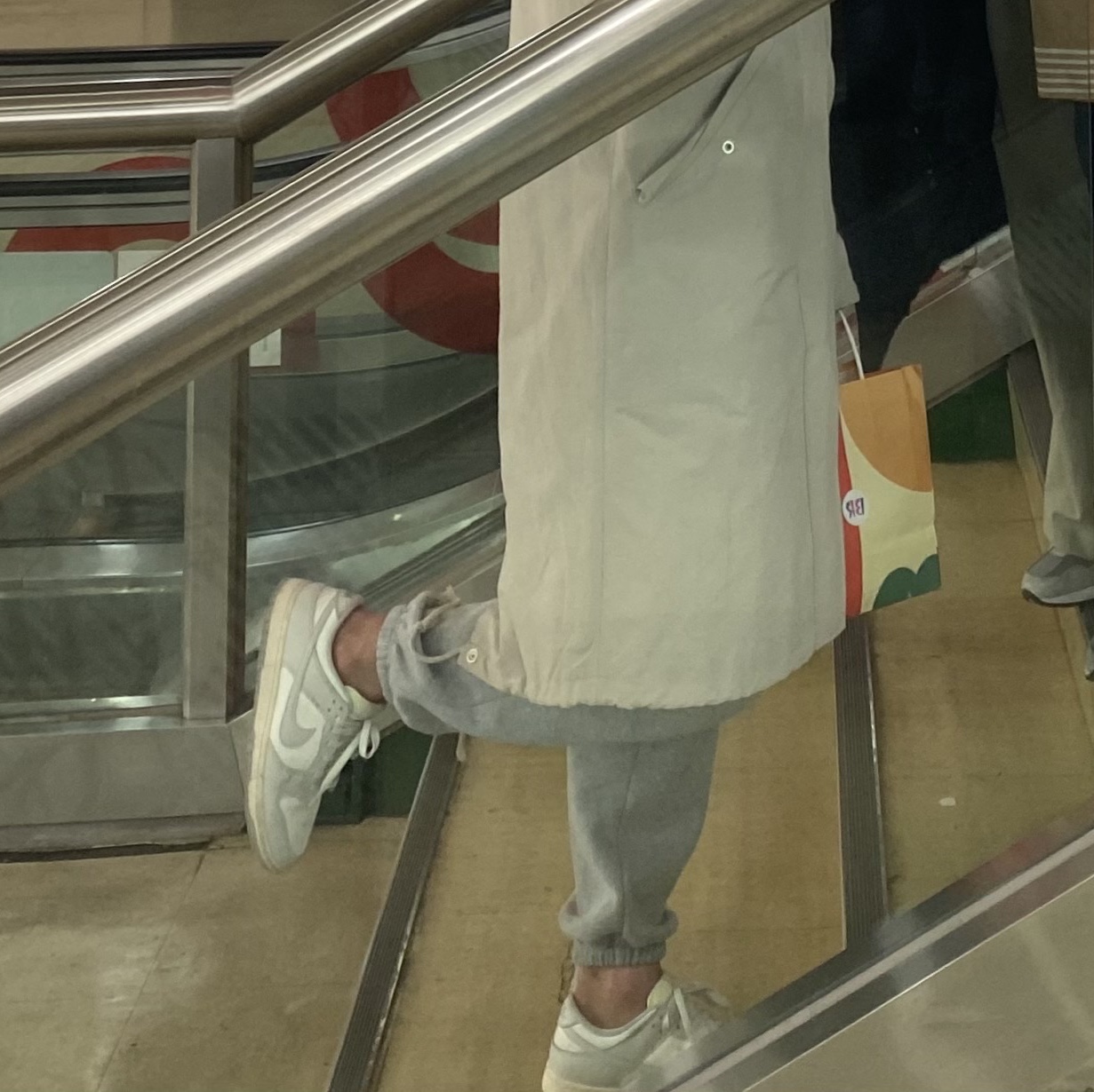 (W) Nike Dunk Low Light Bone 착용 스타일