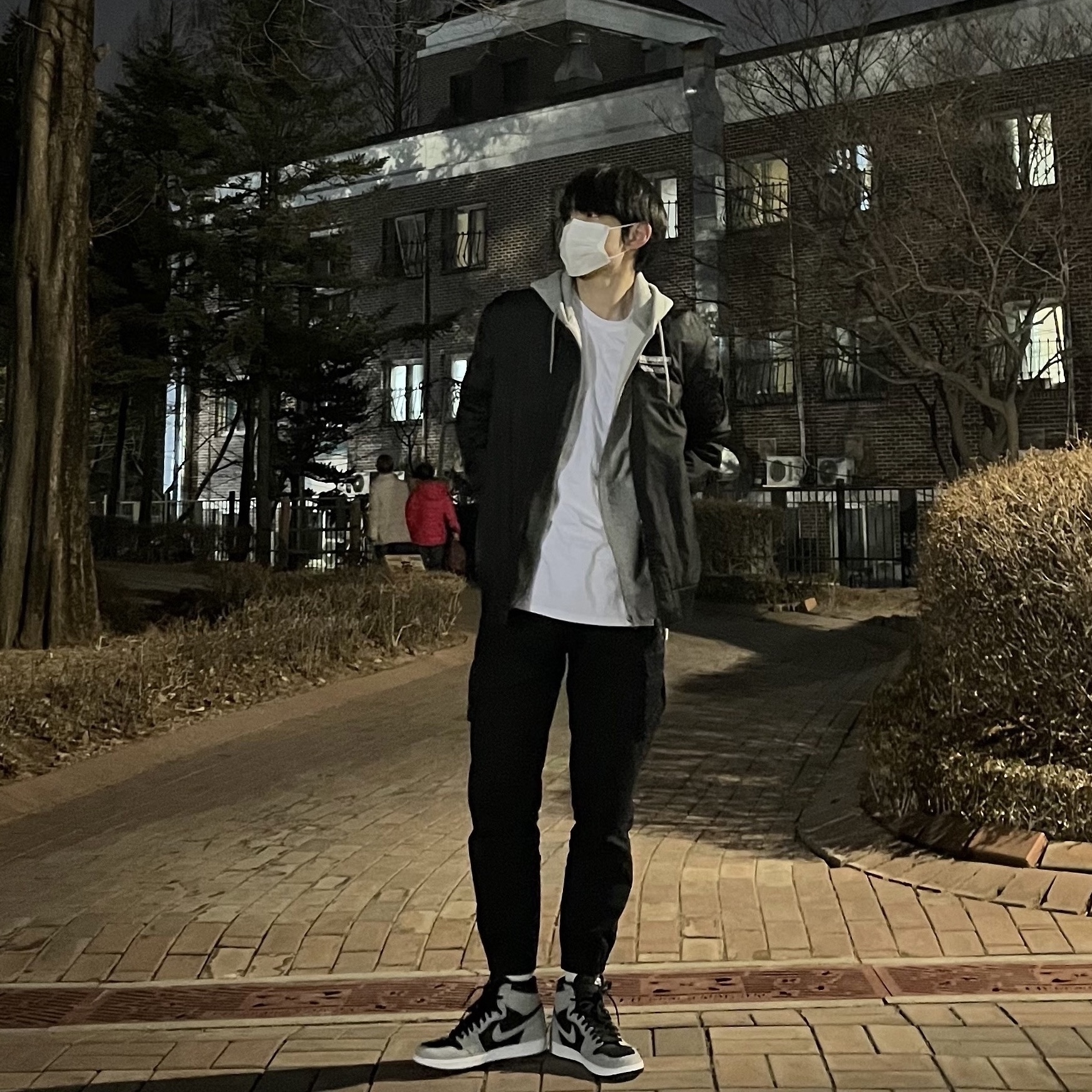 Jordan 1 Retro High OG Shadow 2.0 착용 스타일 - 2