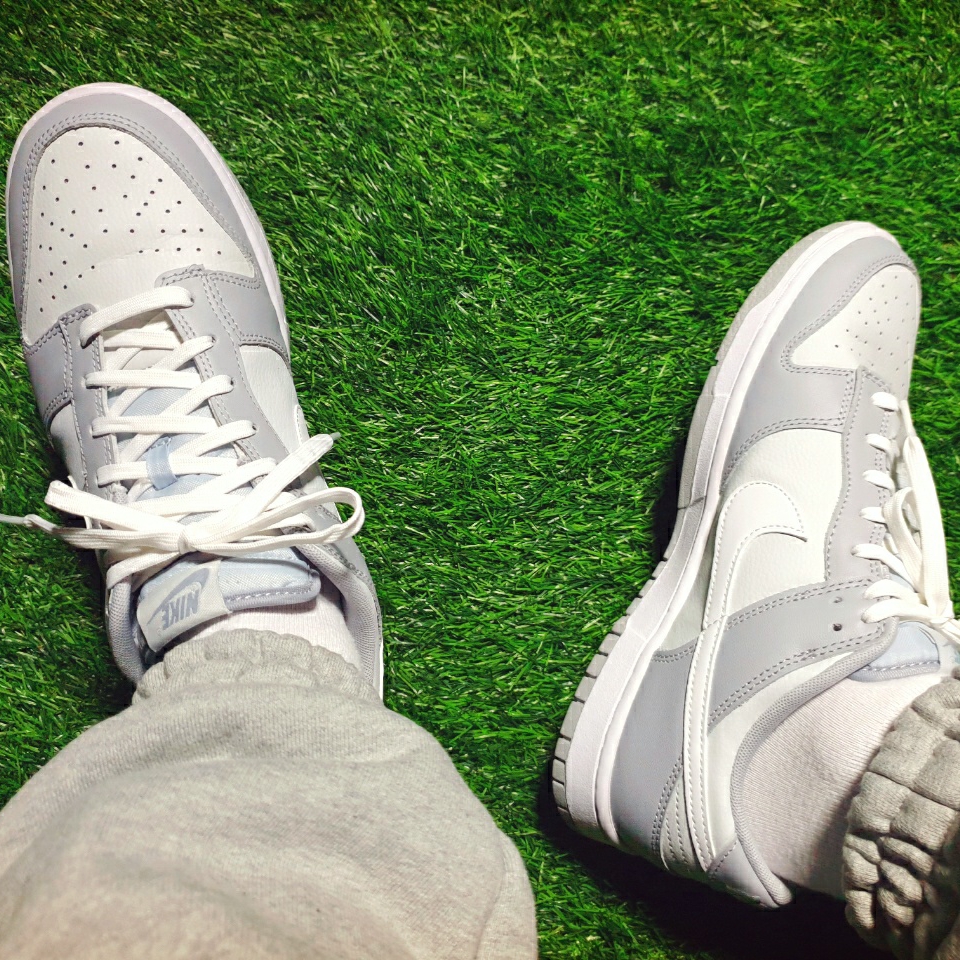Nike Dunk Low Retro Wolf Grey 착용 스타일 - 5
