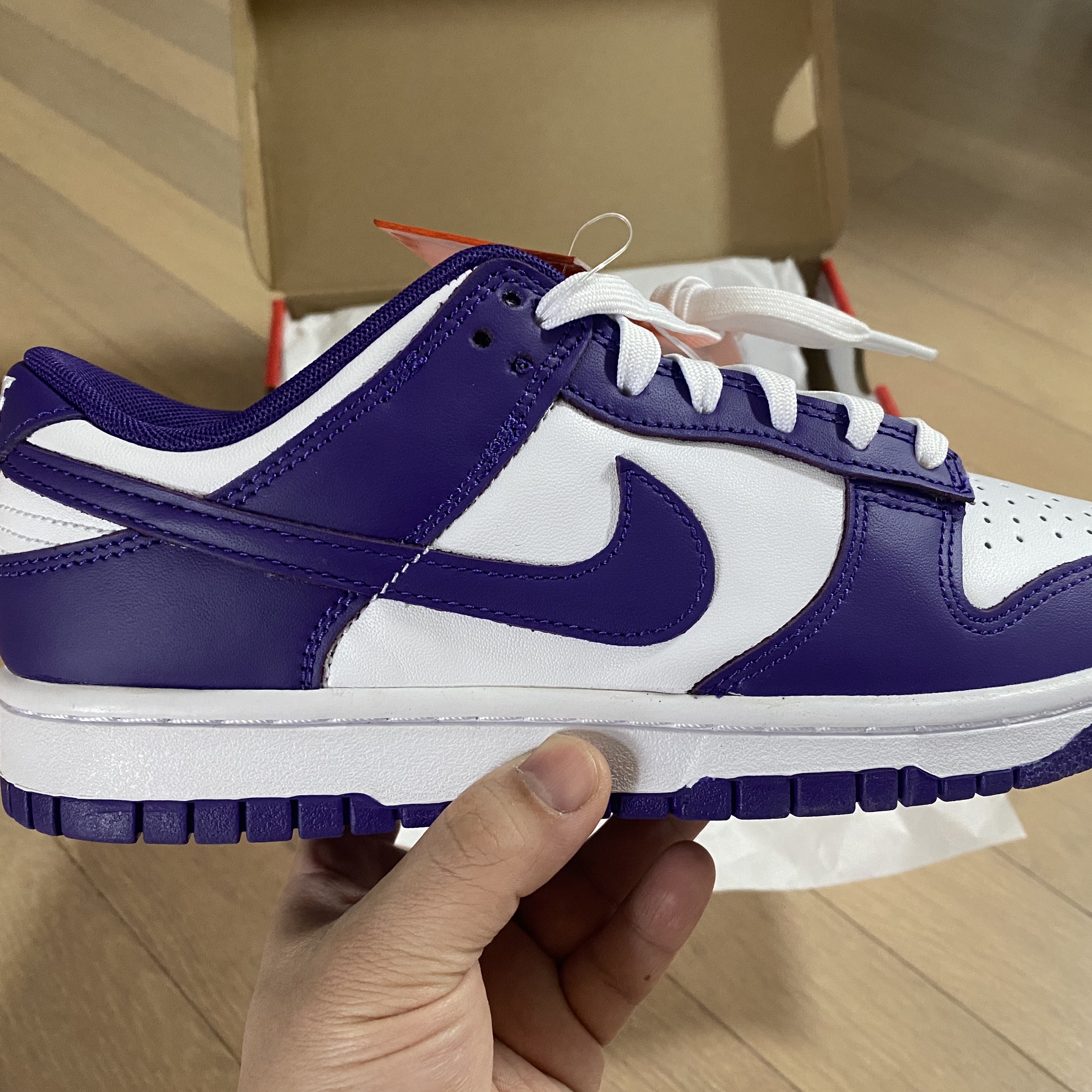 Nike Dunk Low Retro Championship Court Purple 착용 스타일 - 1