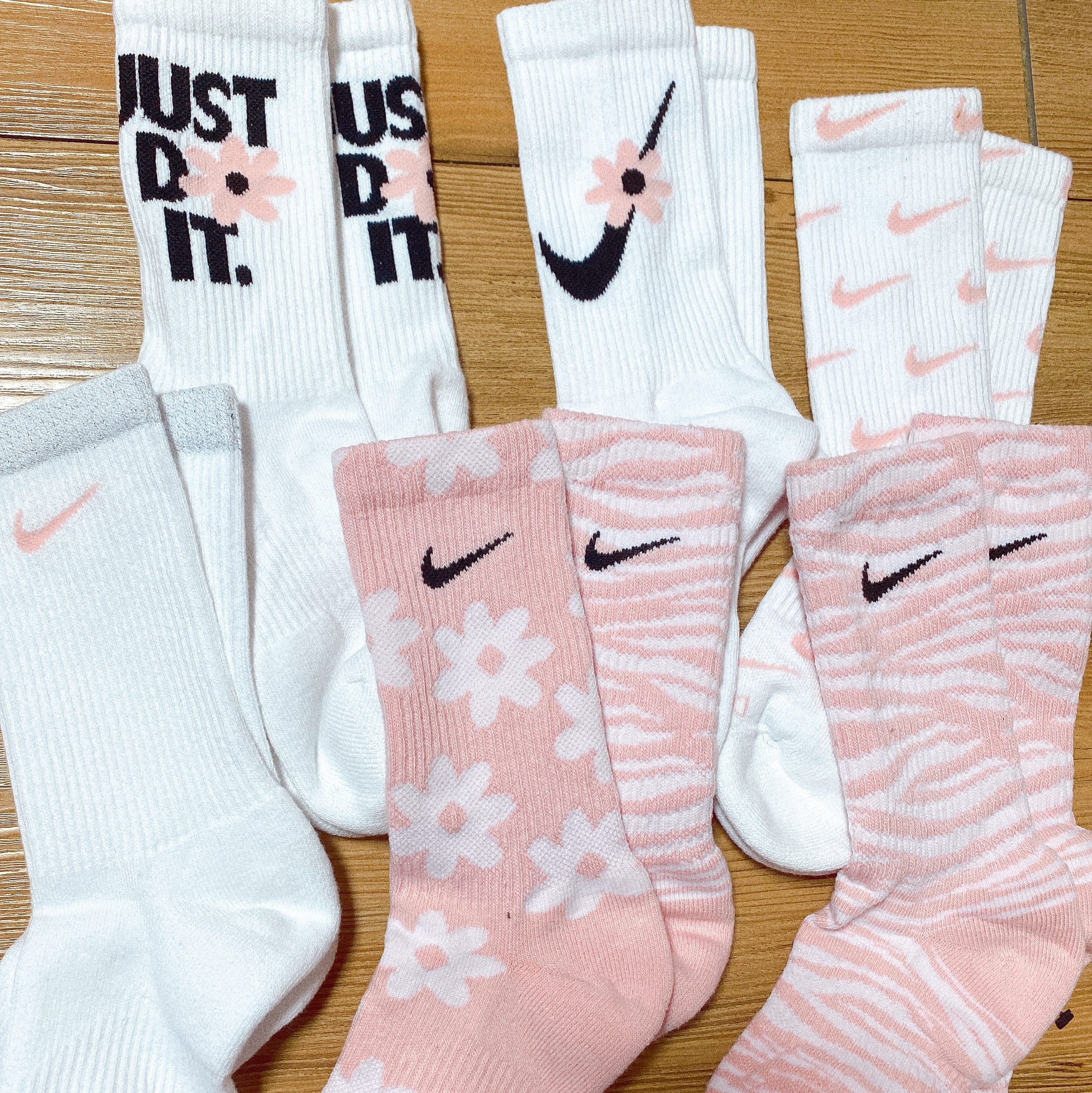 (Kids) Nike Everyday Plus Socks Pink White (6 Pack/Korean Ver.) 착용 스타일