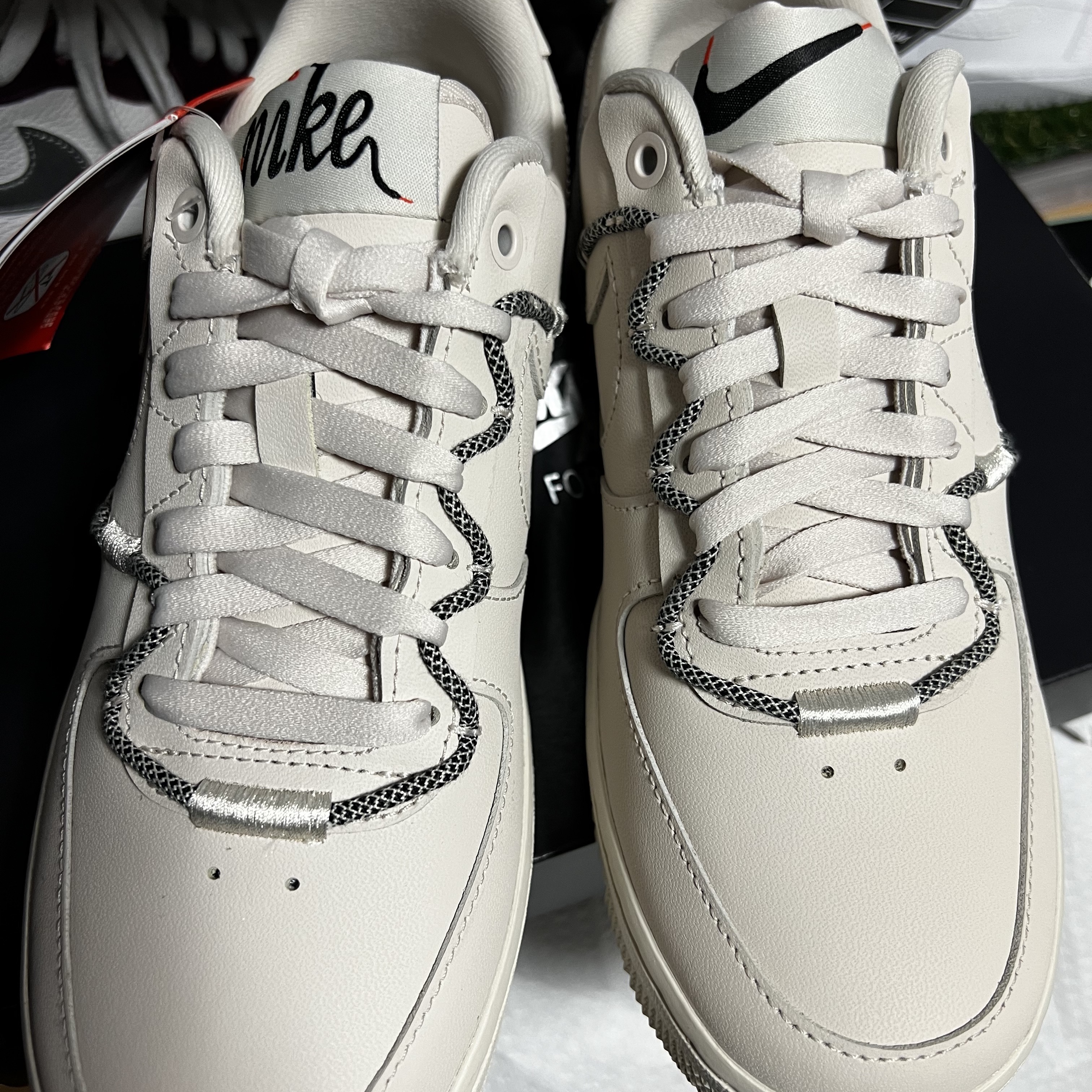 (W) Nike Air Force 1 '07 LX Light Orewood Brown 착용 스타일 - 2