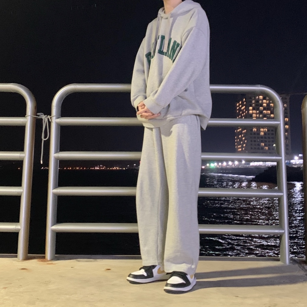 Jordan 1 Mid Pollen 착용 스타일