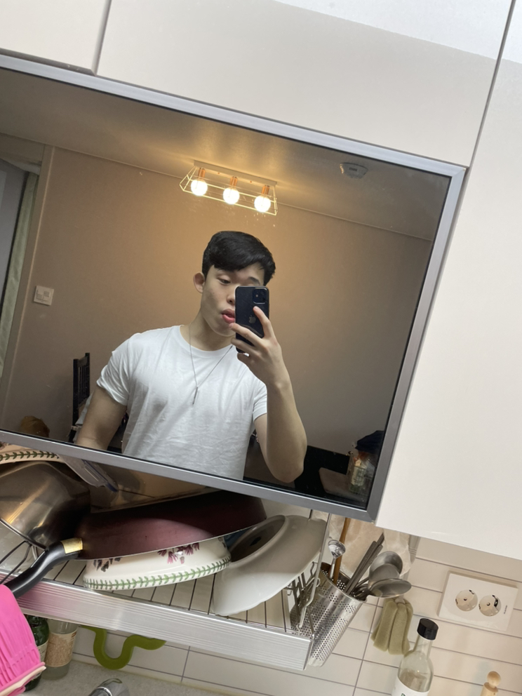 KREAM 프로필 이미지