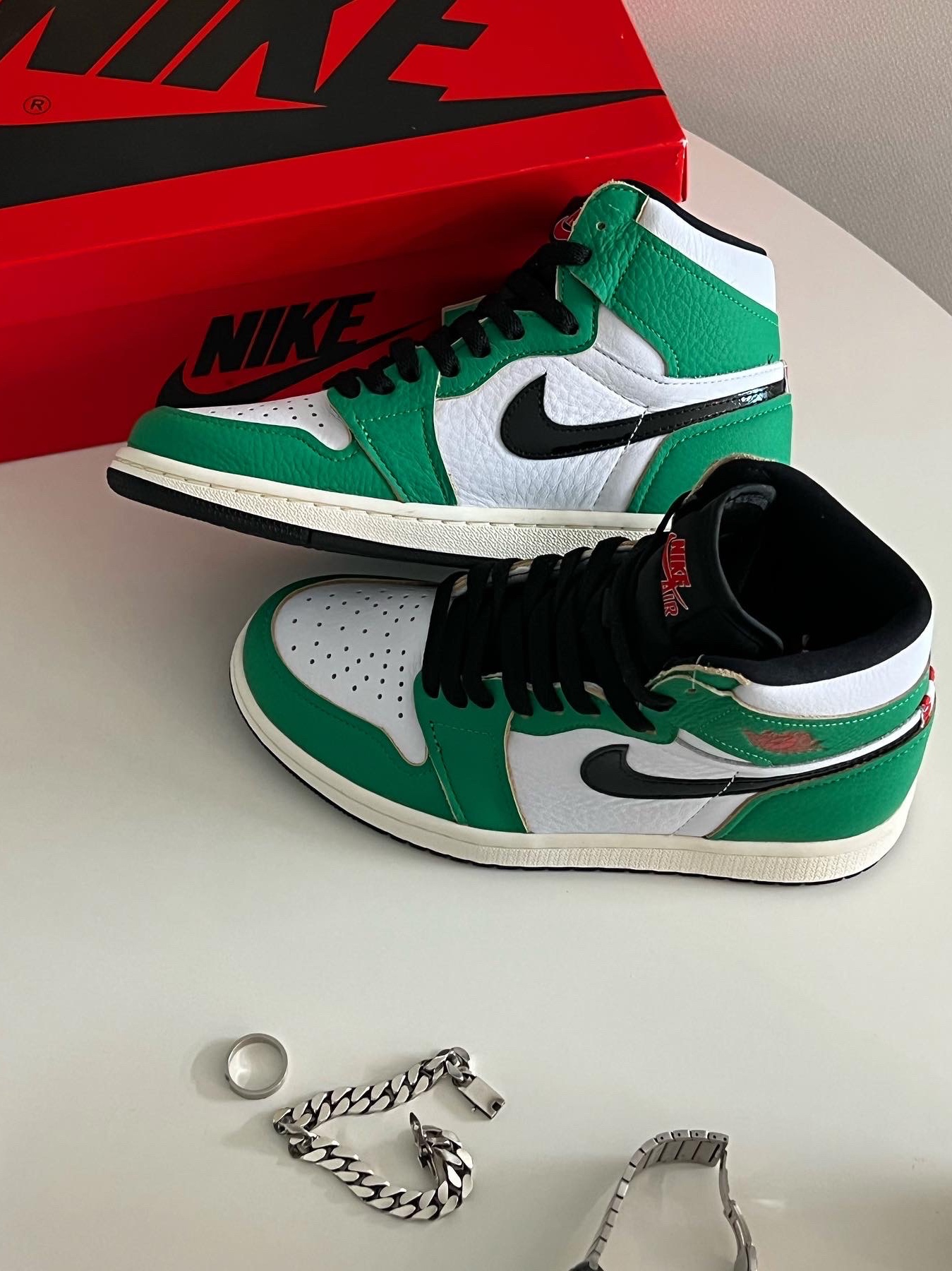 (W) Jordan 1 Retro High OG Lucky Green 착용 스타일 - 3