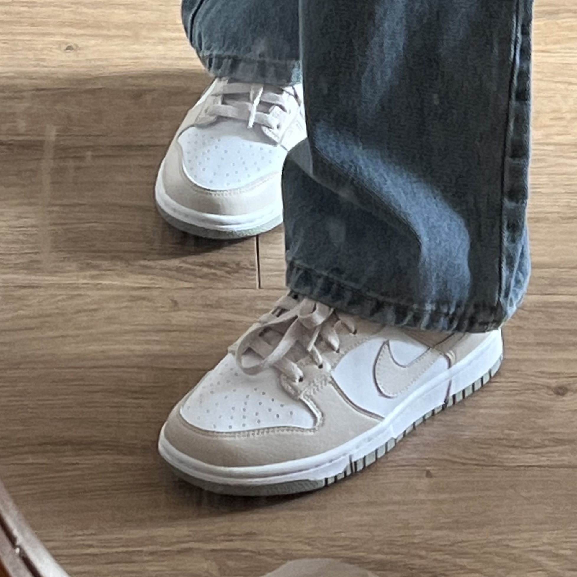 (W) Nike Dunk Low Next Nature Light Orewood Brown 착용 스타일