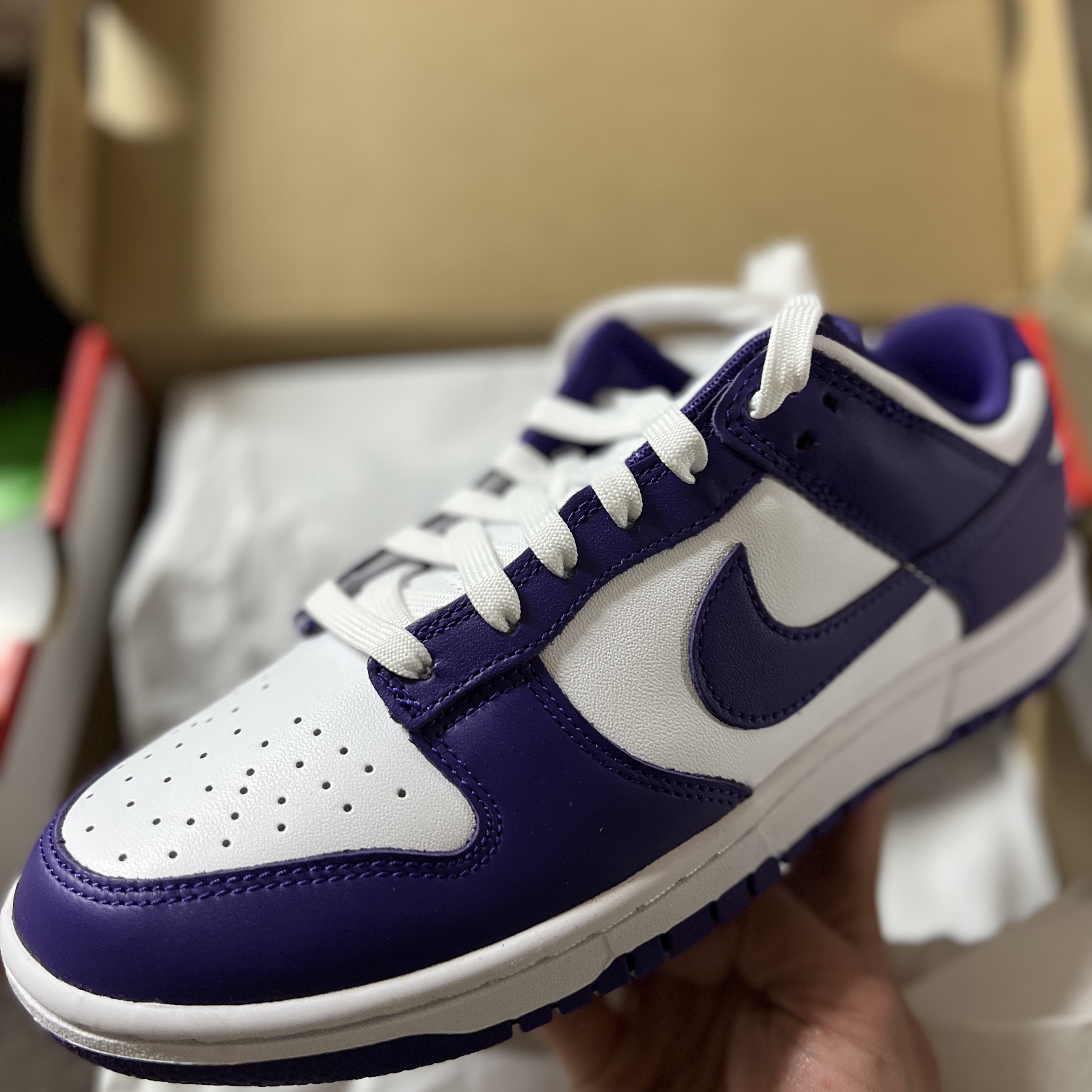 Nike Dunk Low Retro Championship Court Purple 착용 스타일