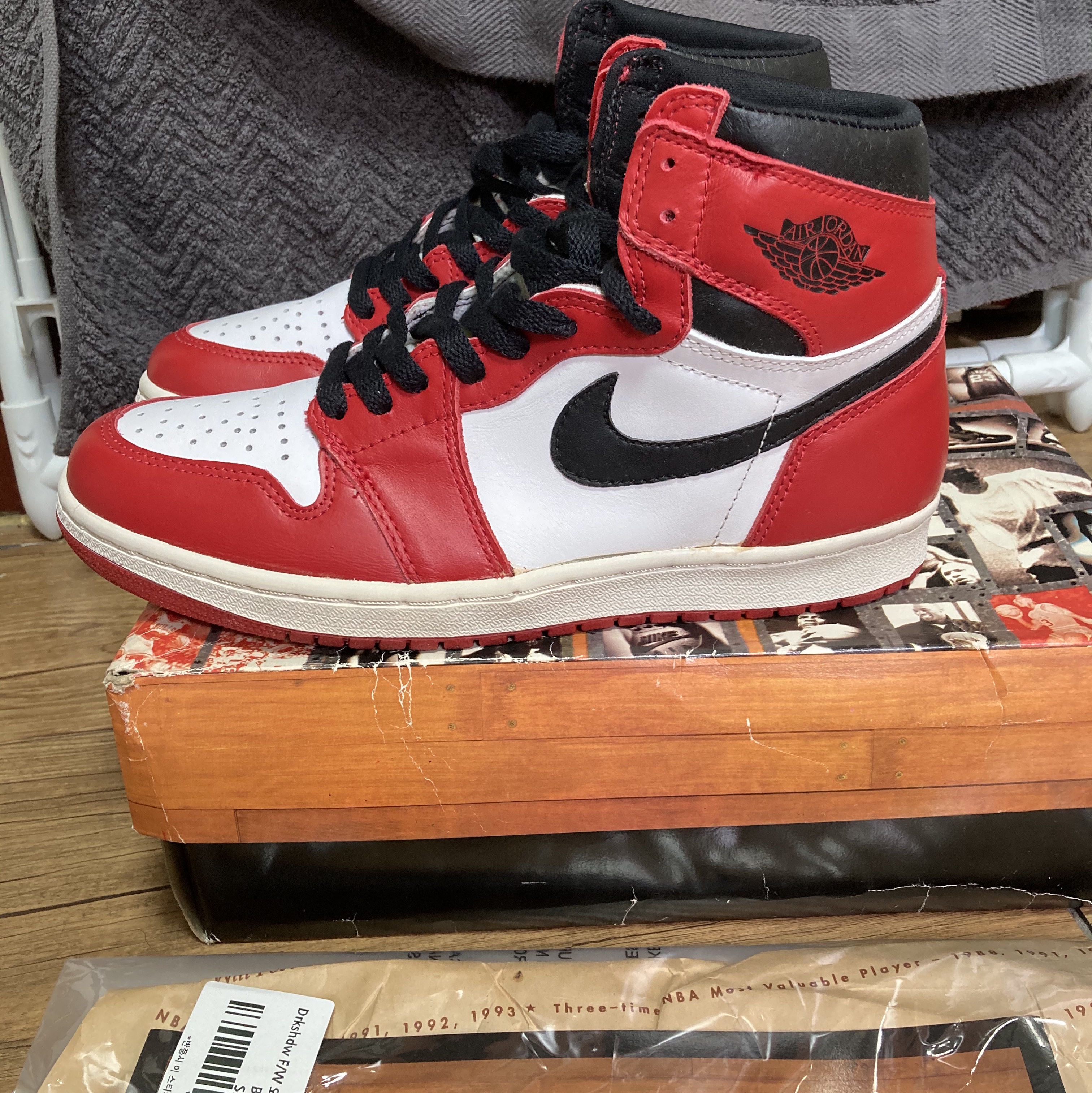 Jordan 1 Retro Chicago 1994 착용 스타일 - 1