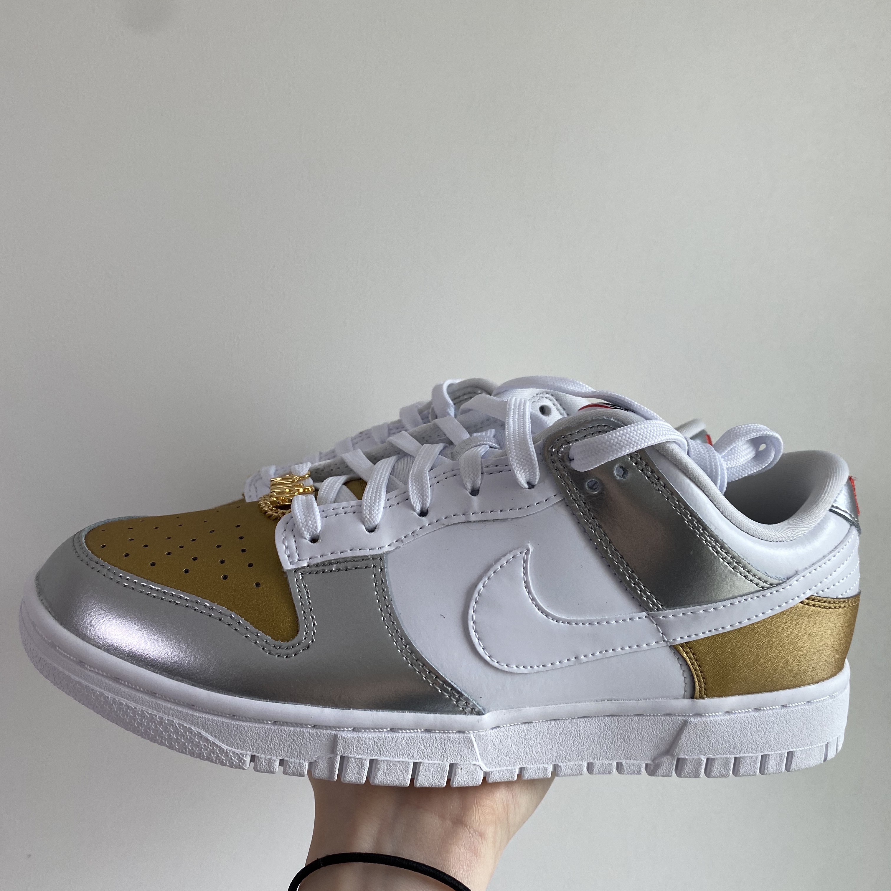 (W) Nike Dunk Low SE Heirloom 착용 스타일 - 1
