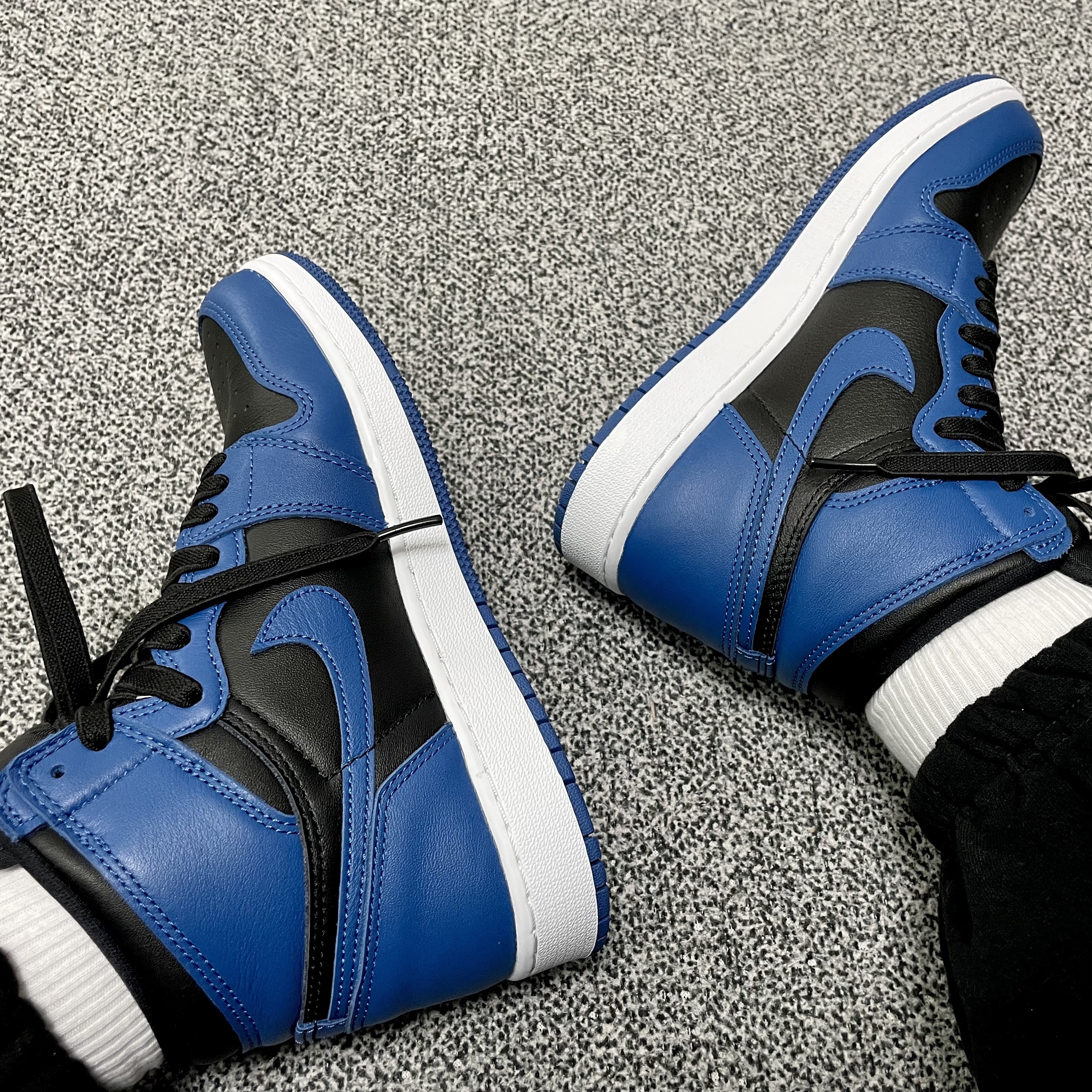 (GS) Jordan 1 Retro High OG Dark Marina Blue, Jordan 1 Retro High OG Dark Marina Blue 착용 스타일 - 1