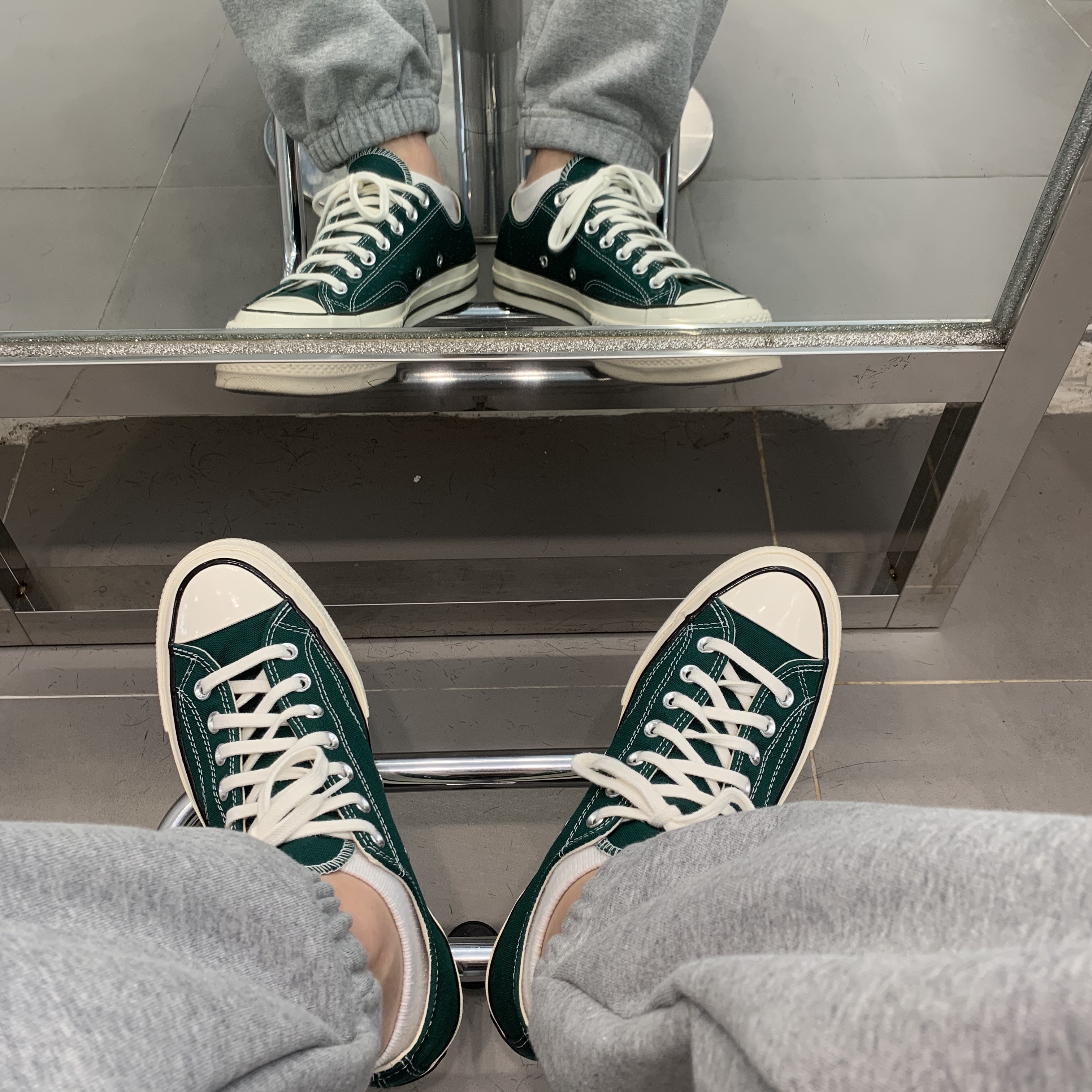 Converse Chuck 70 Ox Midnight Clover 착용 스타일