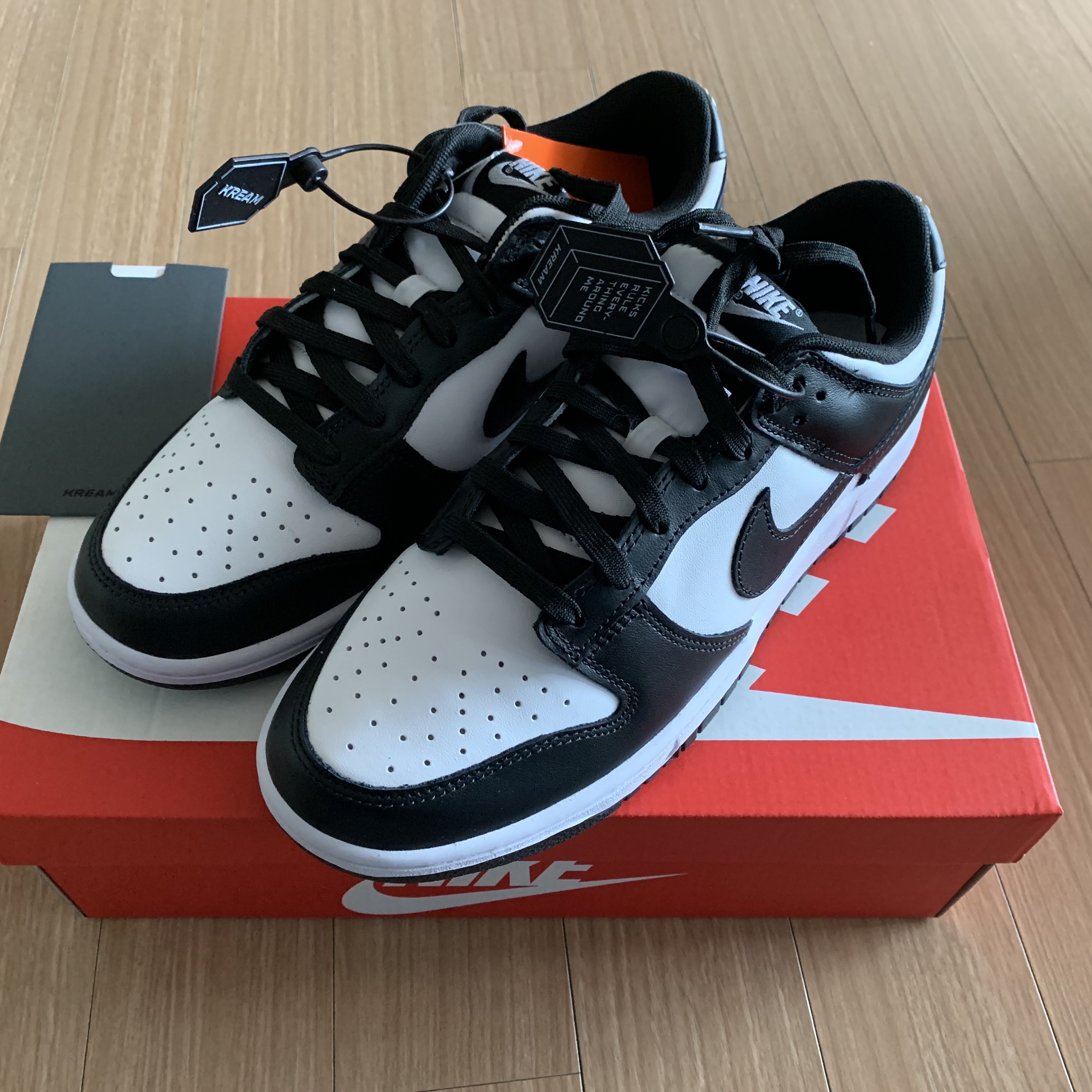Nike Dunk Low Retro Black 착용 스타일