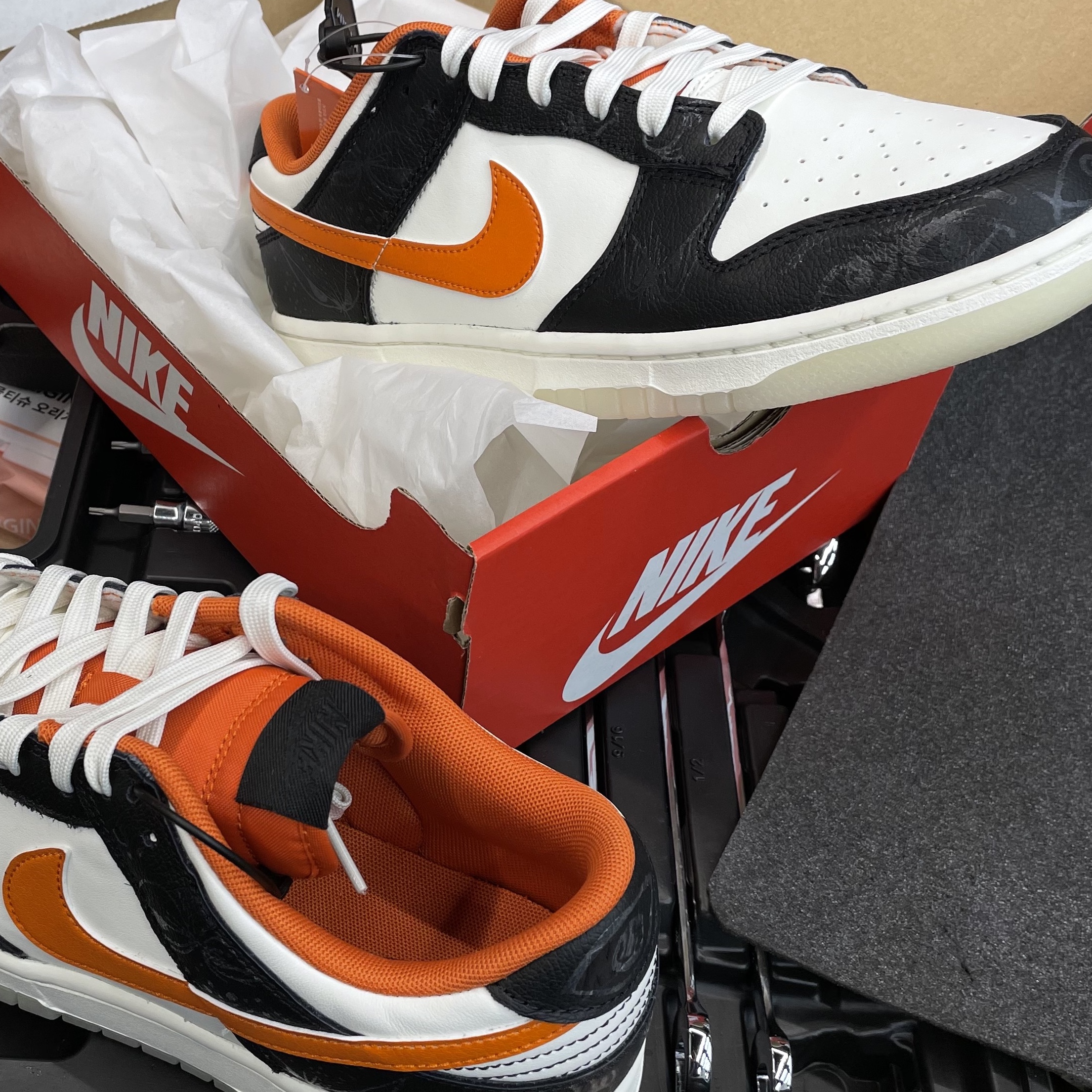 Nike Dunk Low Retro PRM Halloween 착용 스타일