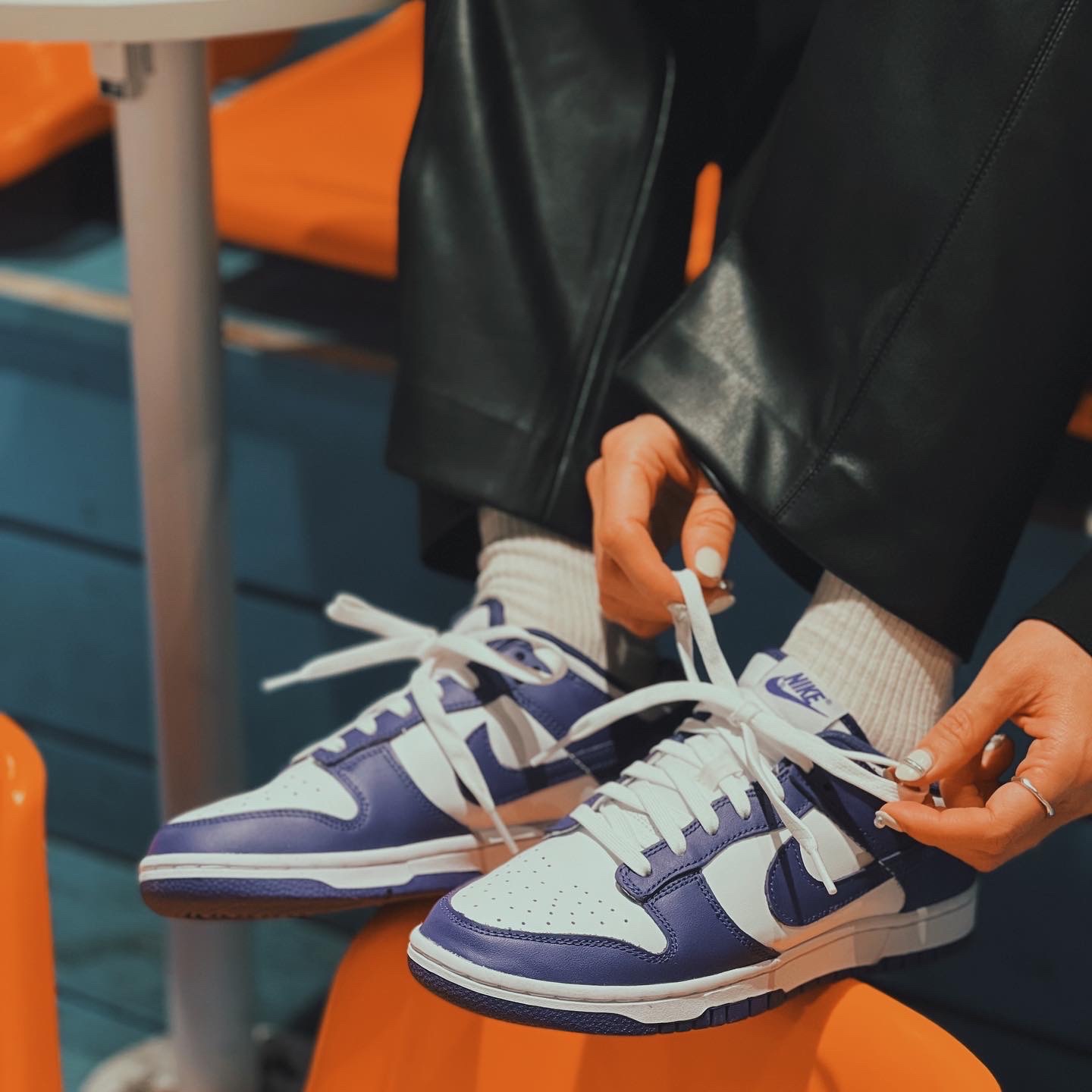 Nike Dunk Low Retro Championship Court Purple 착용 스타일 - 2