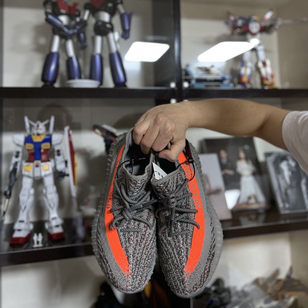Adidas Yeezy Boost 350 V2 Beluga - Reflective 착용 스타일 - 2