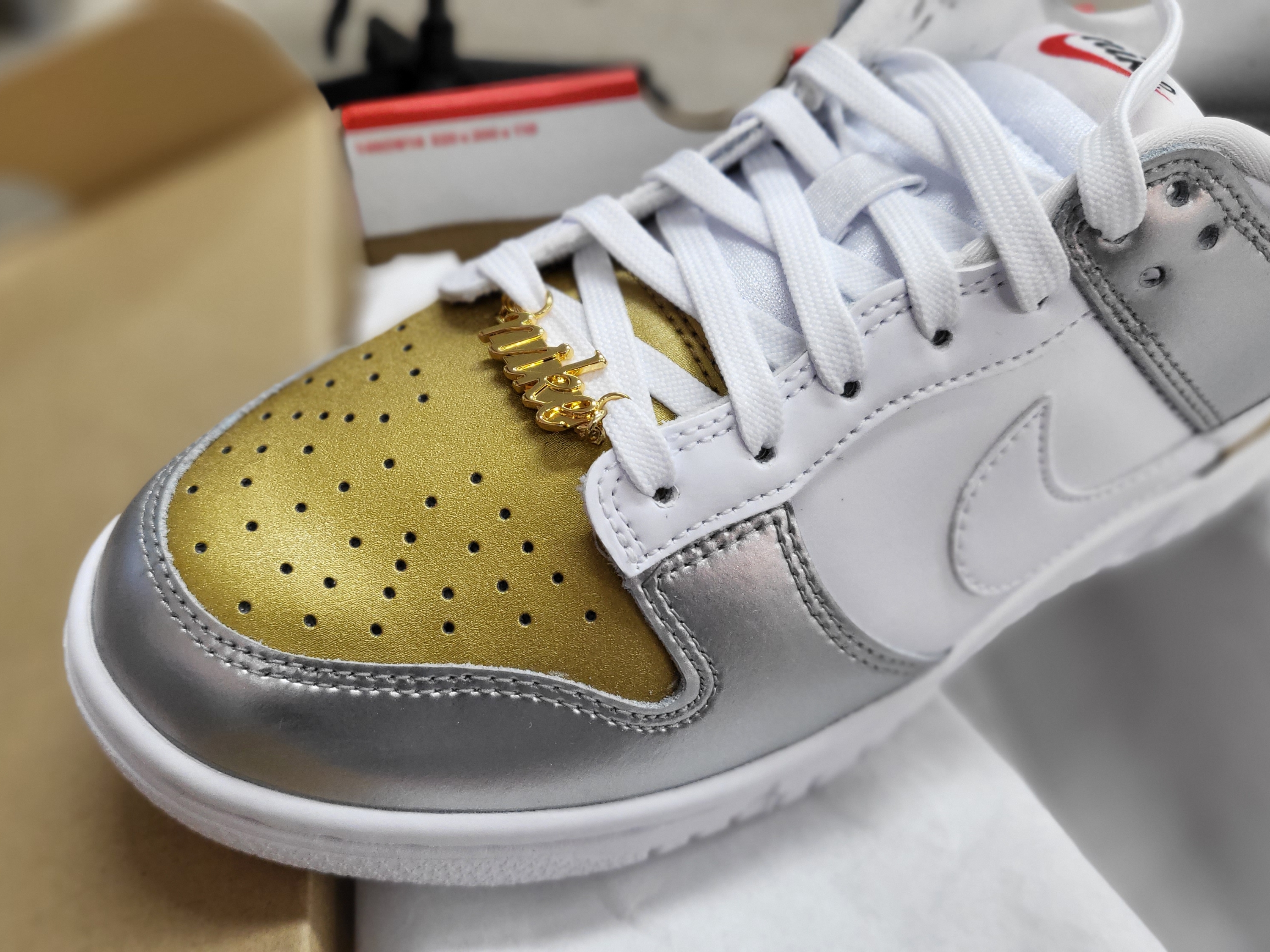 (W) Nike Dunk Low SE Heirloom 착용 스타일 - 3