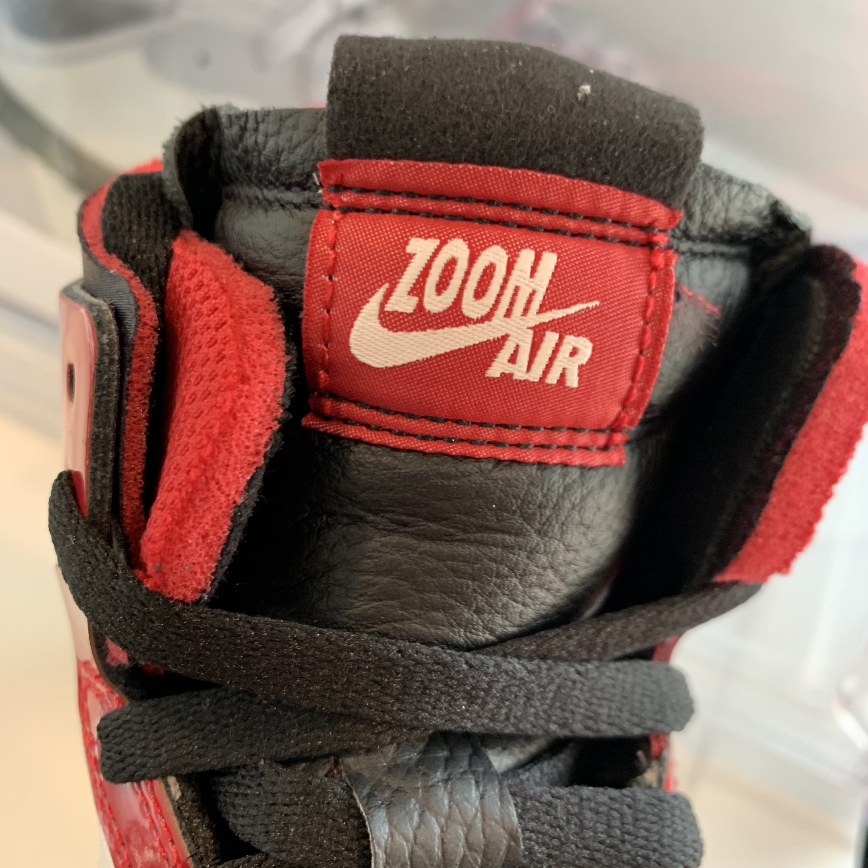 (W) Jordan 1 Zoom Air CMFT Gym Red Black 착용 스타일 - 2