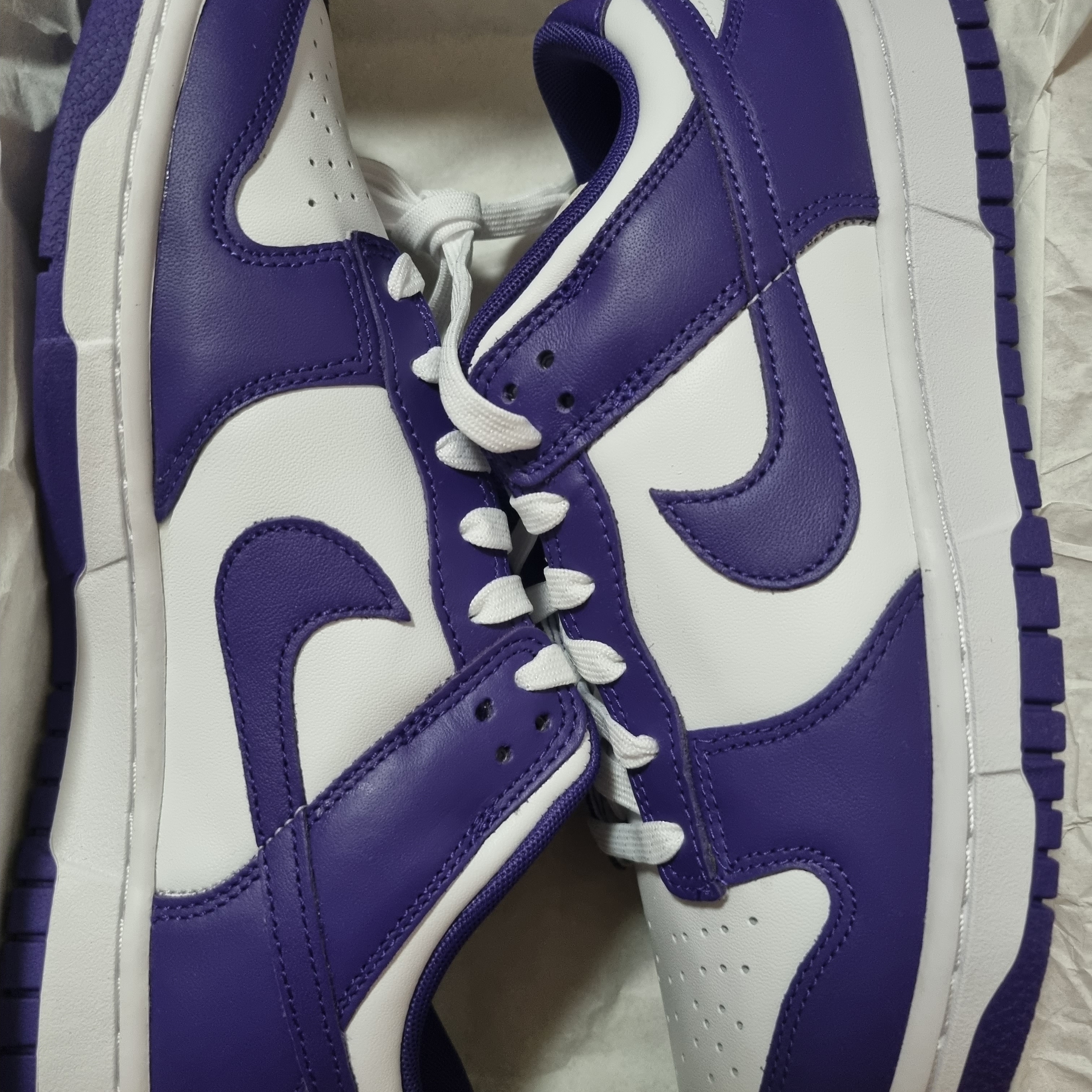 Nike Dunk Low Retro Championship Court Purple 착용 스타일 - 1