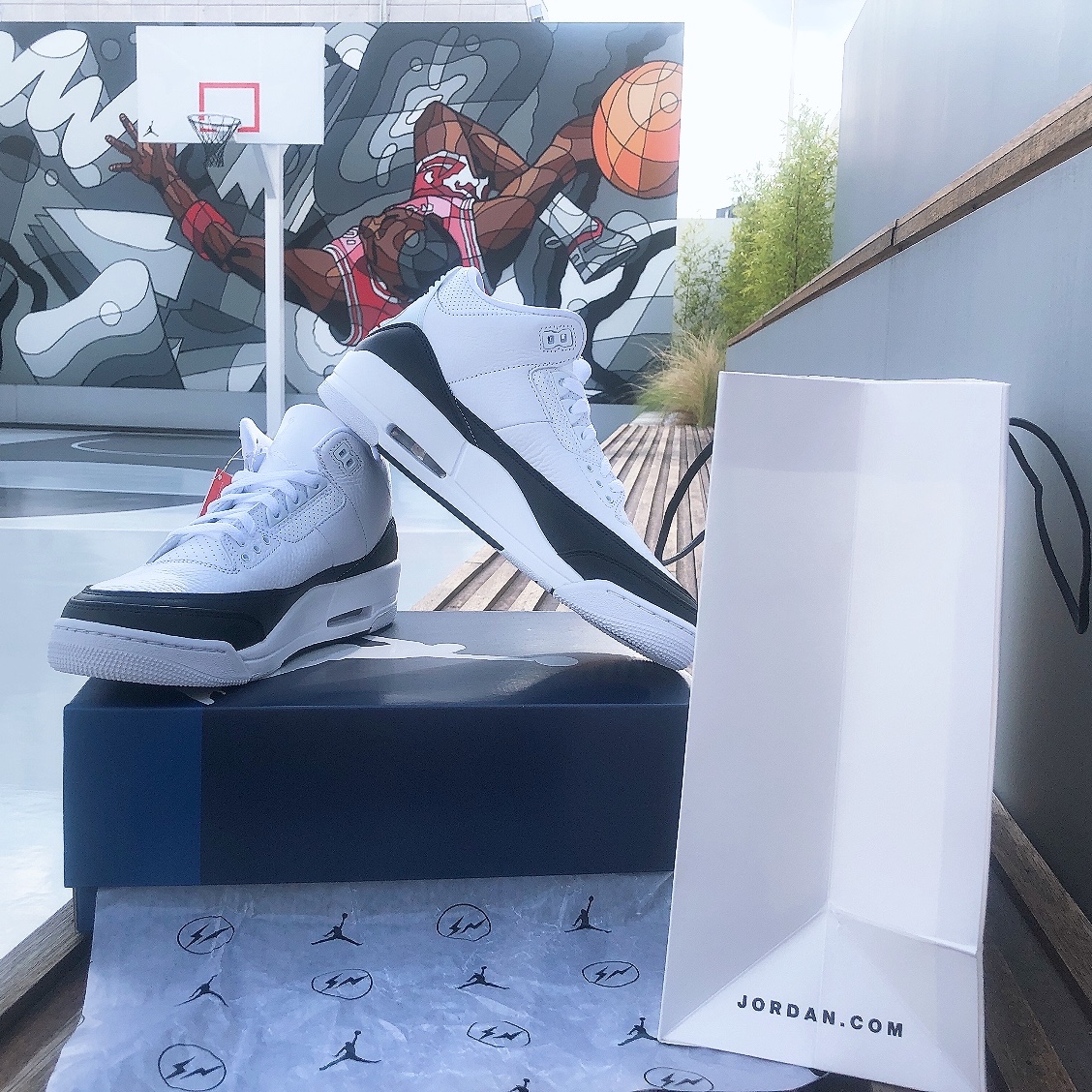 Jordan 3 x Fragment Retro SP White Black 착용 스타일 - 2