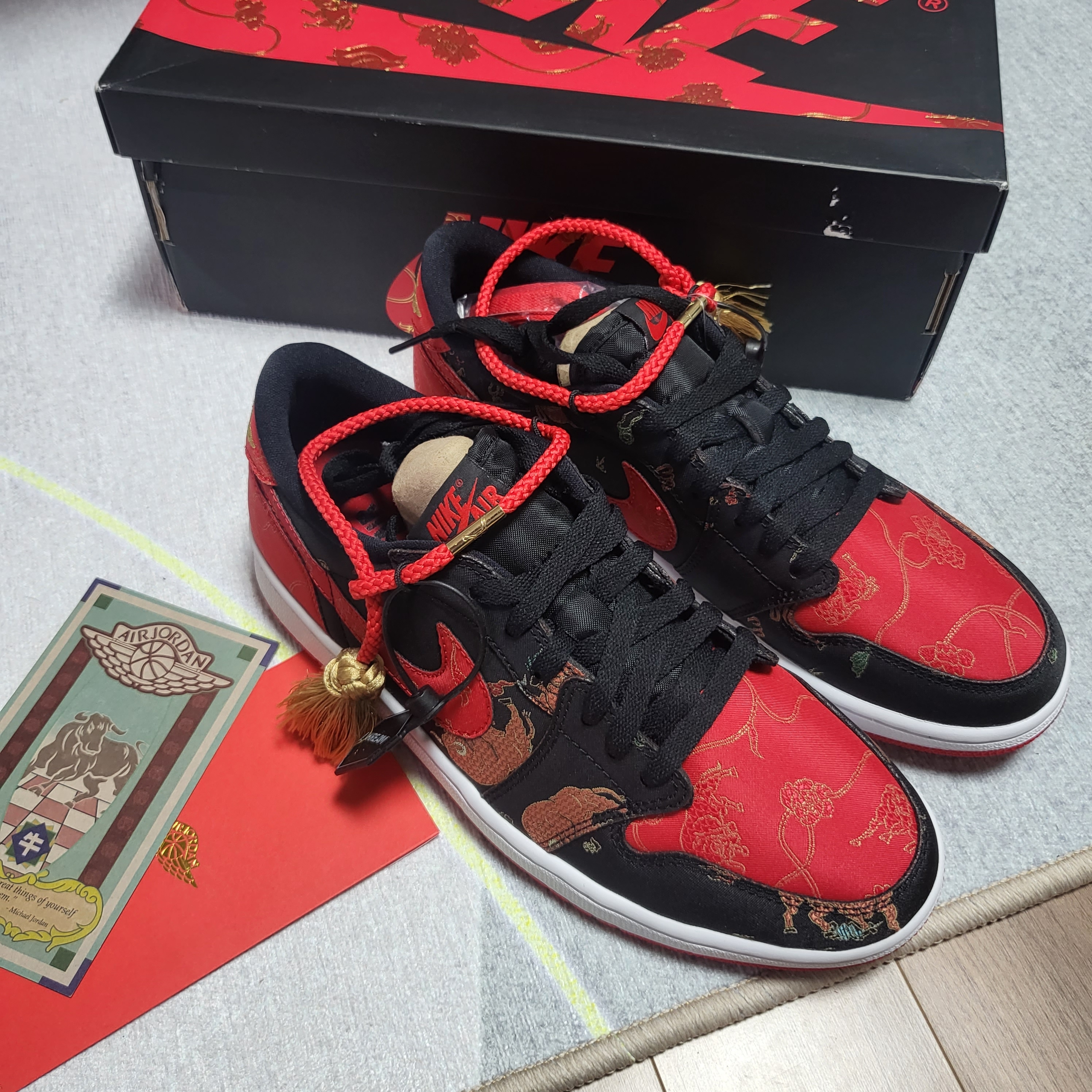 Jordan 1 Low OG Chinese New Year 착용 스타일 - 2