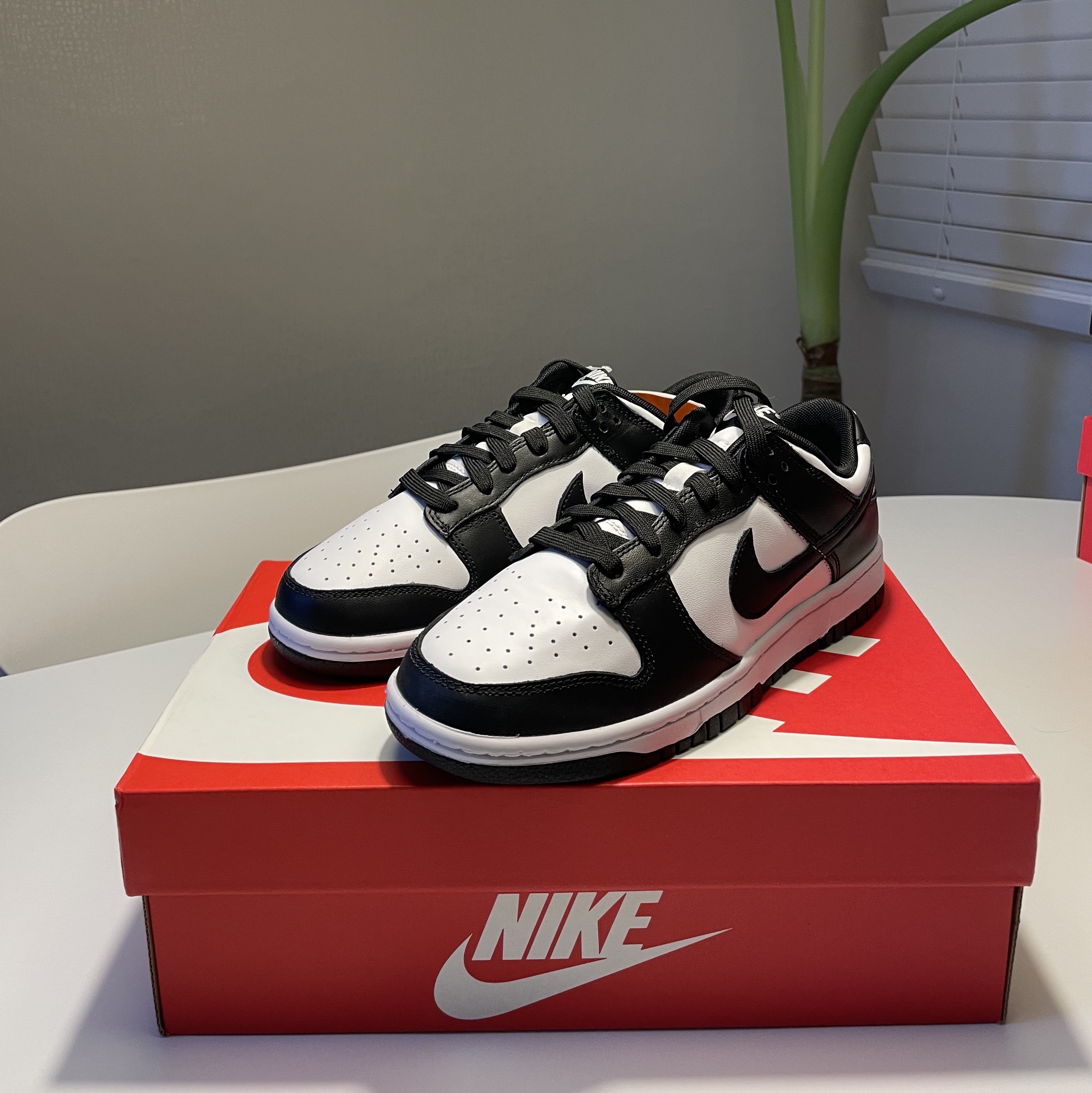 Nike Dunk Low Retro Black 착용 스타일 - 2