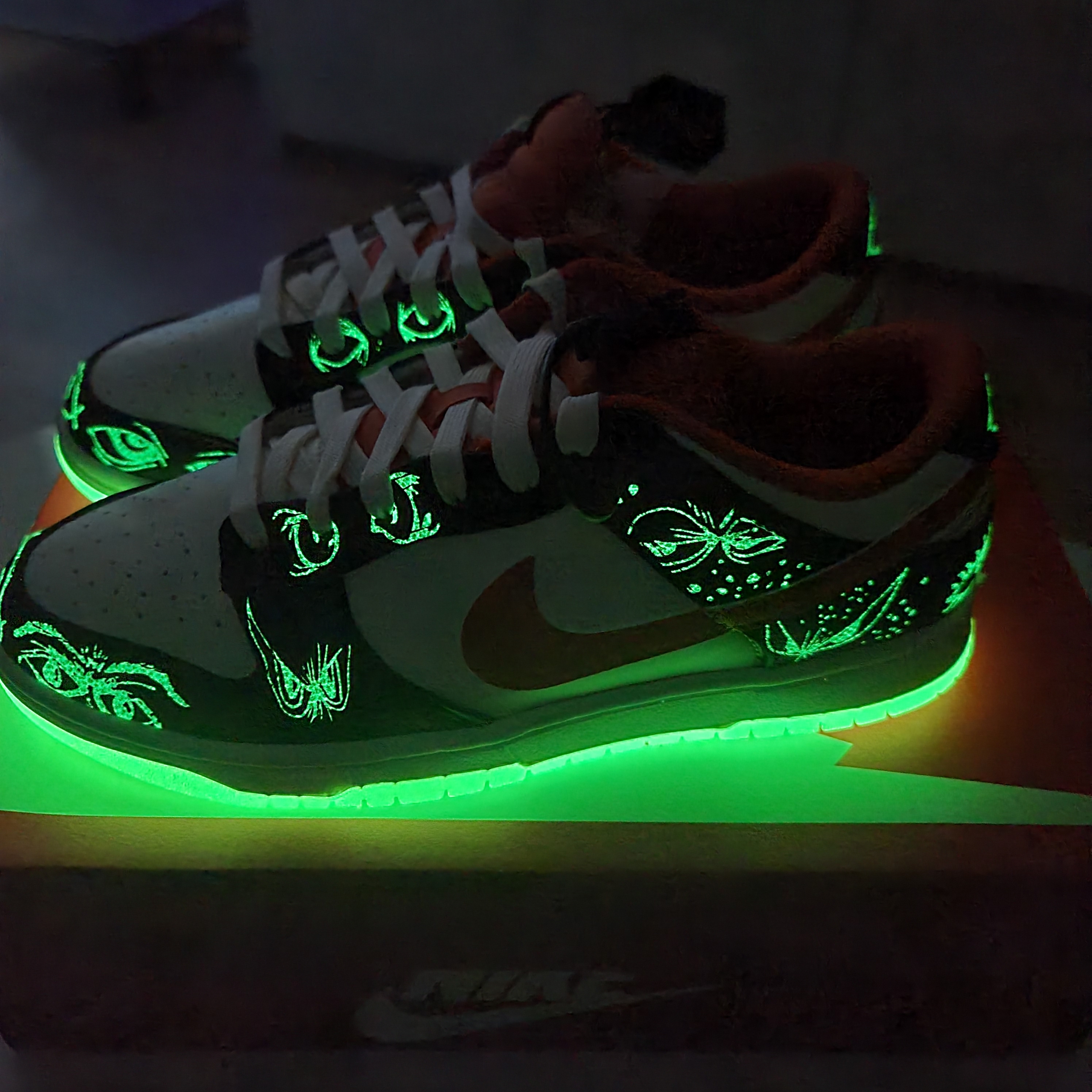 Nike Dunk Low Retro PRM Halloween 착용 스타일