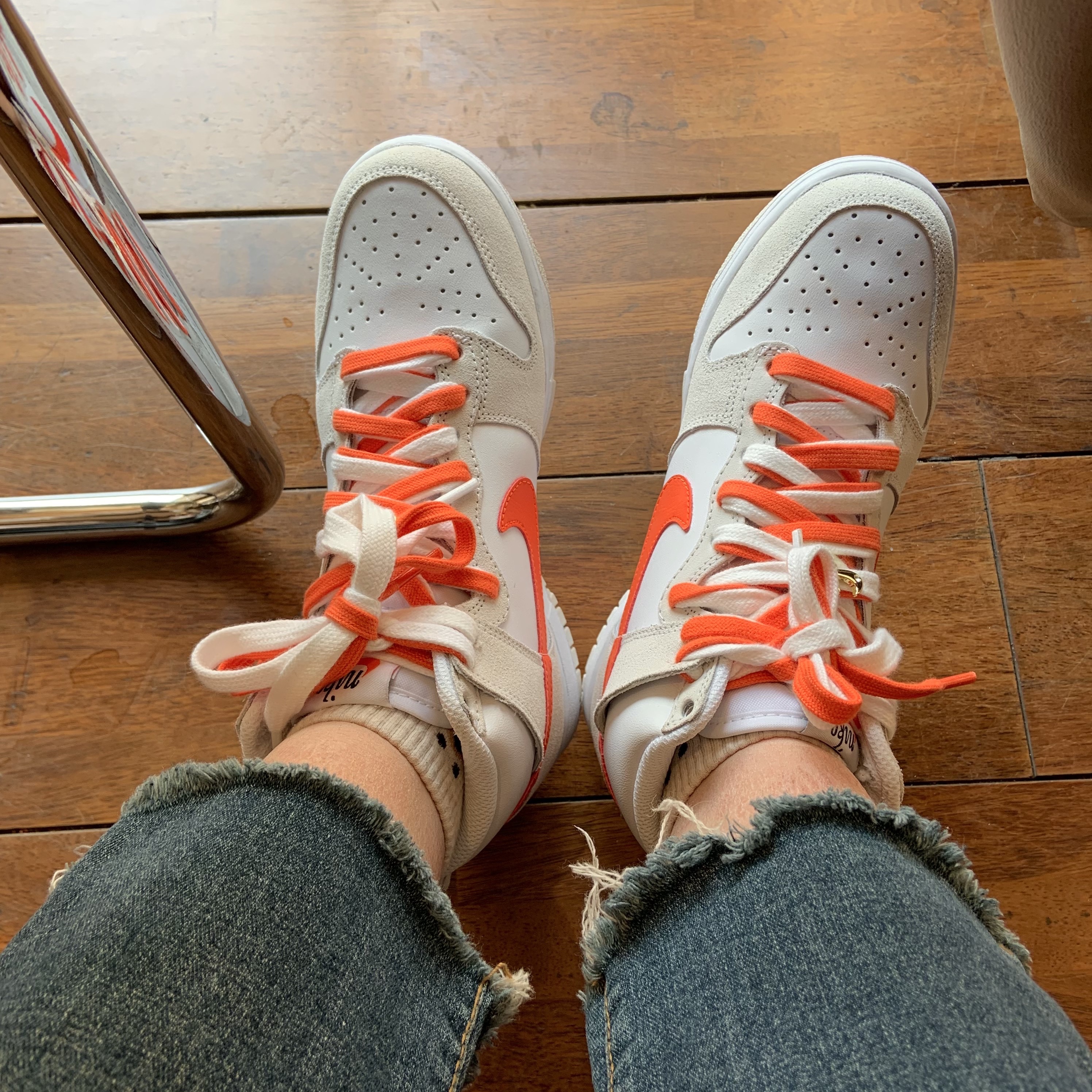 (W) Nike Dunk High SE First Use Sail University Orange 착용 스타일