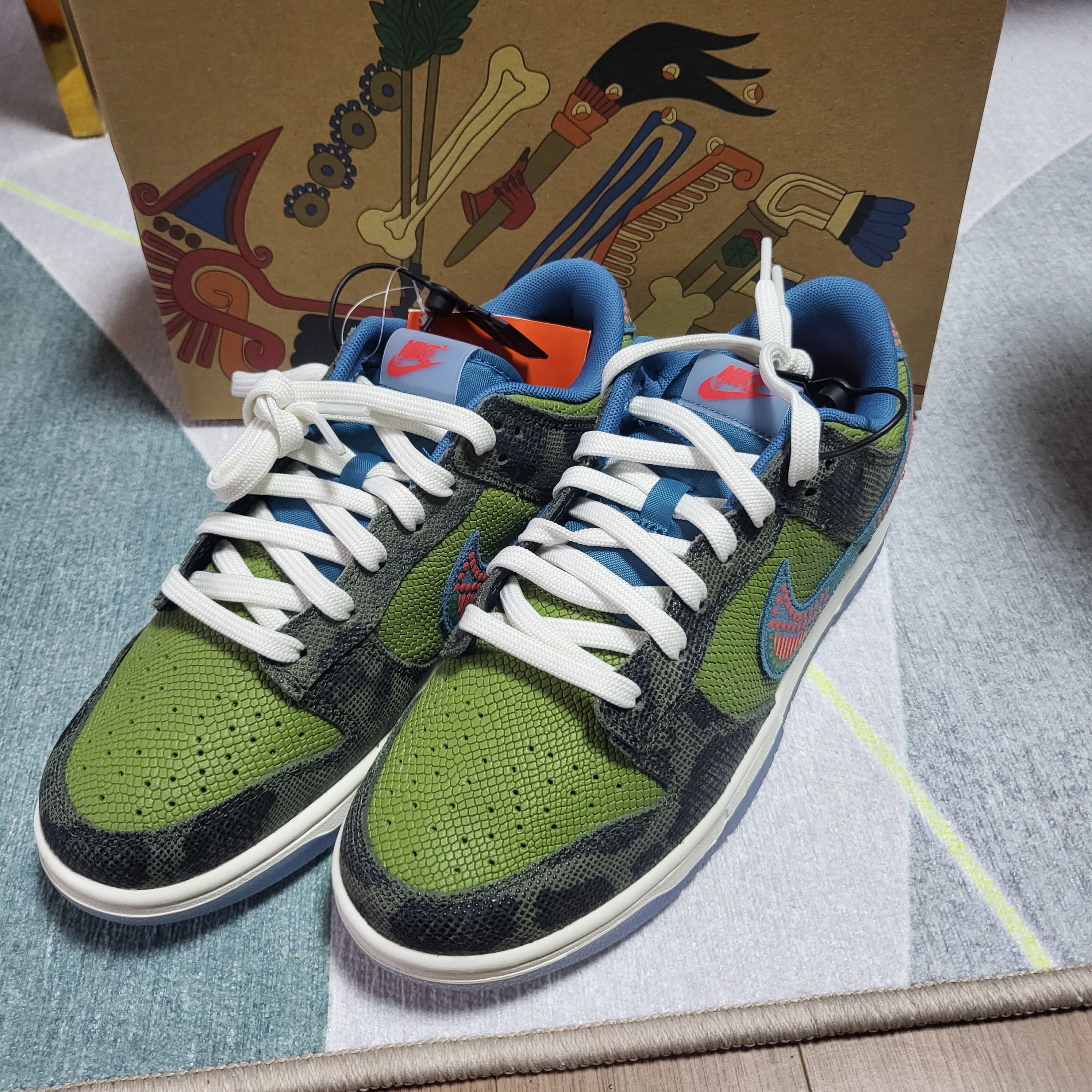 Nike Dunk Low Premium Siempre Familia 착용 스타일 - 3