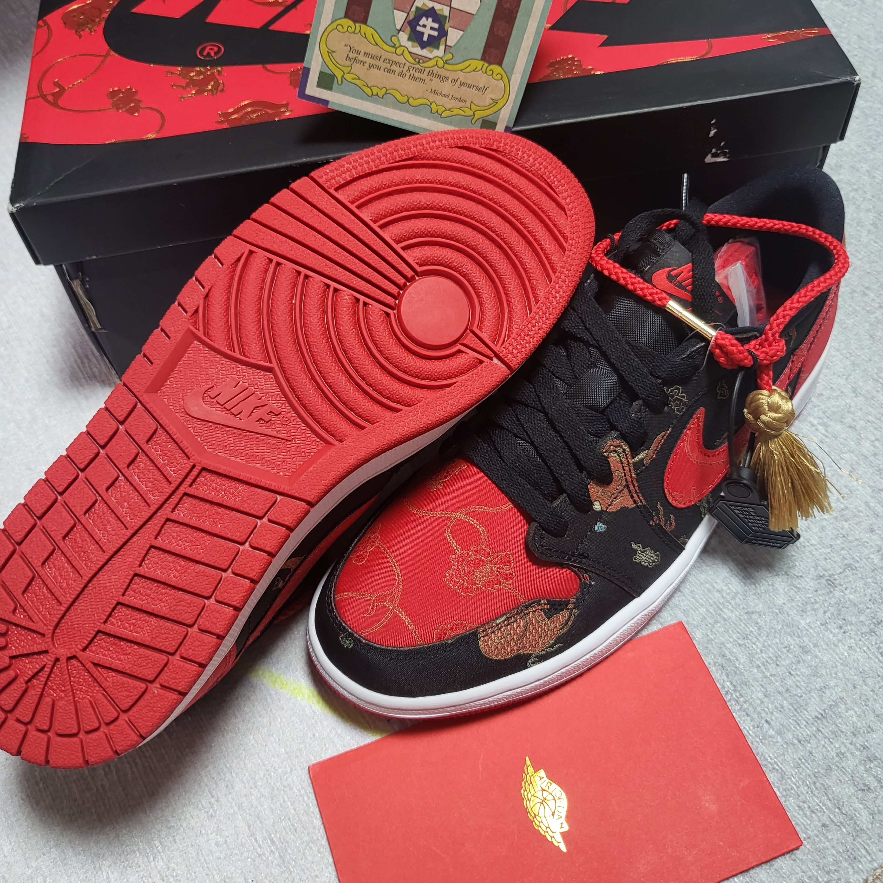 Jordan 1 Low OG Chinese New Year 착용 스타일 - 3