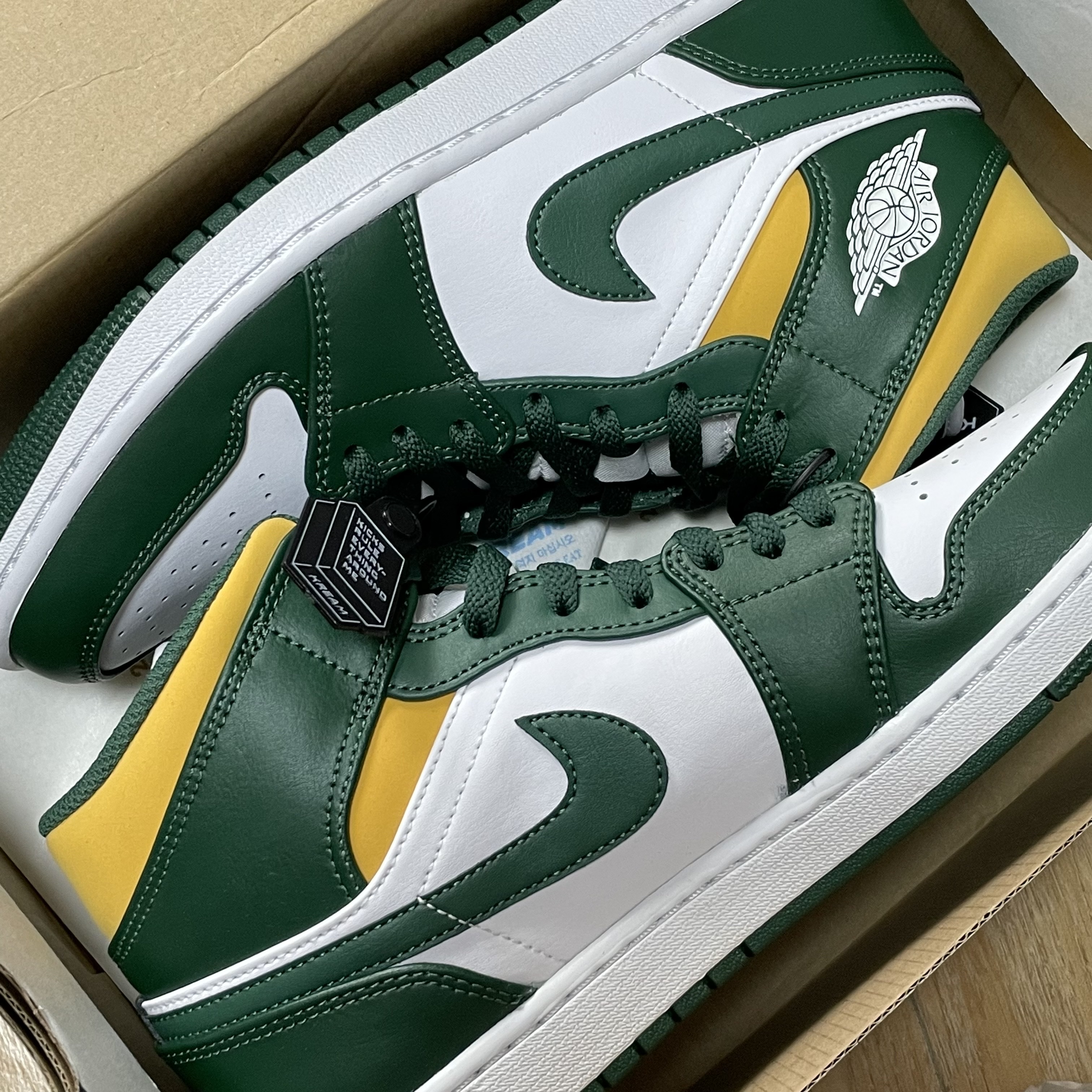 Jordan 1 Mid Sonics 2021 착용 스타일