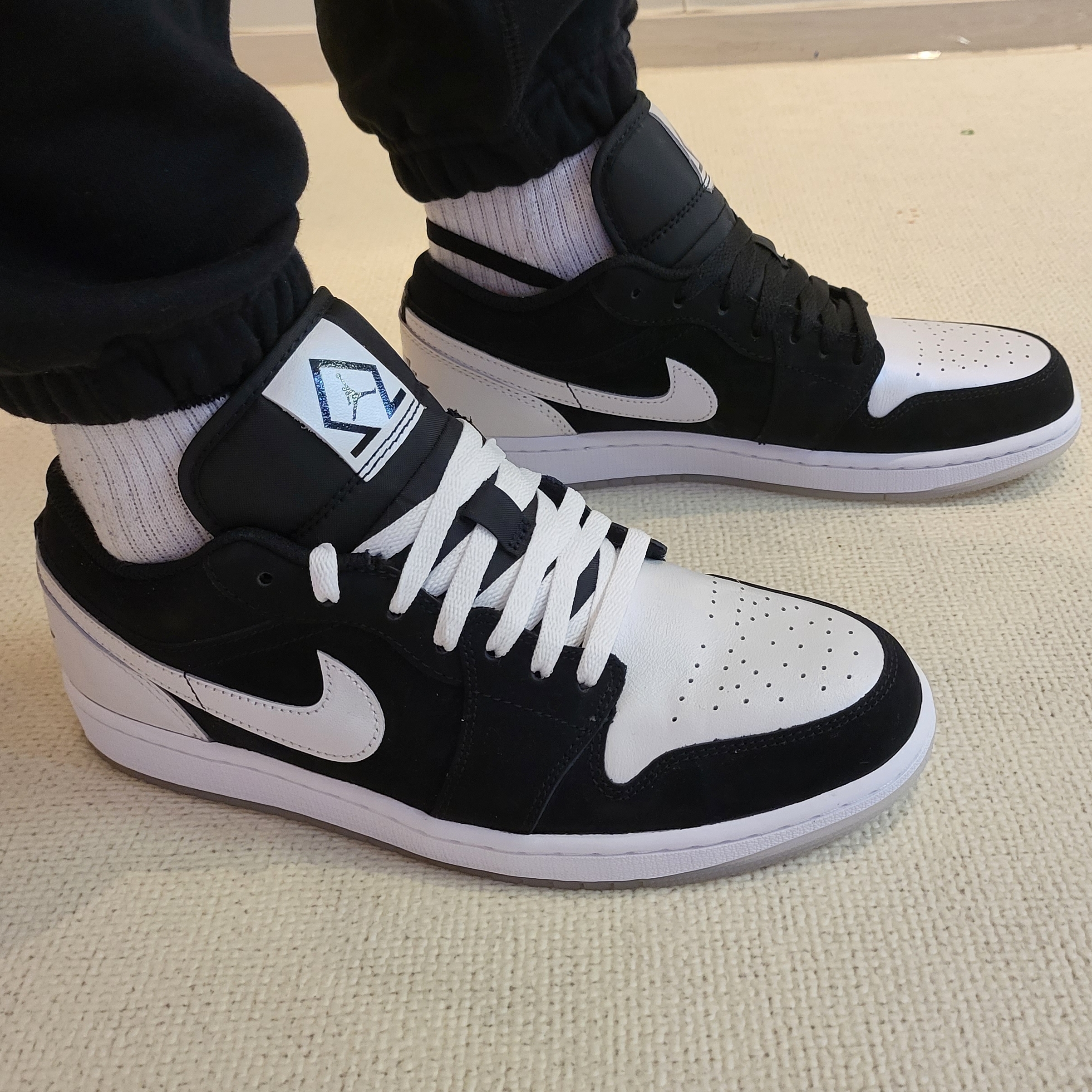 Jordan 1 Low SE Diamond 착용 스타일 - 3