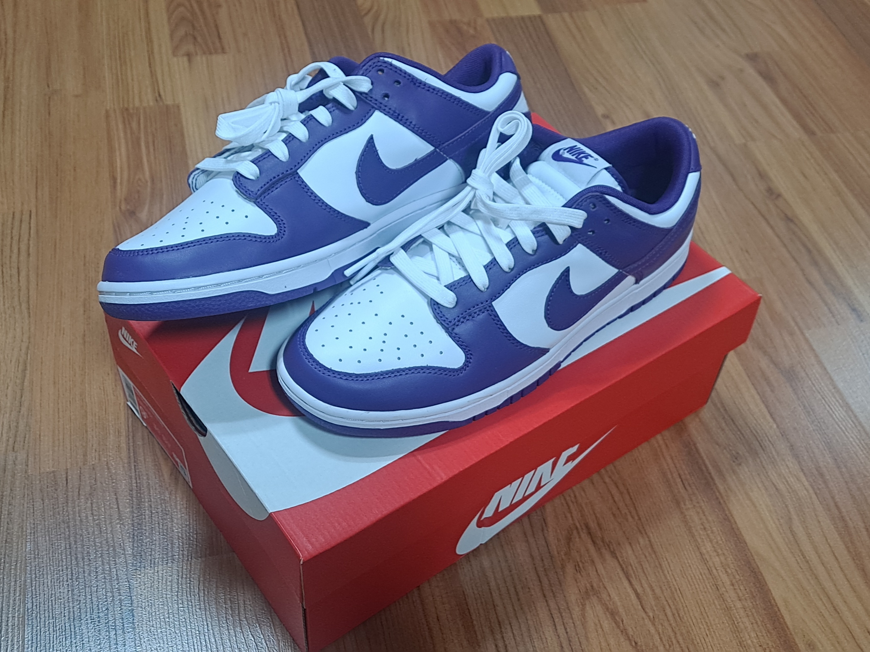Nike Dunk Low Retro Championship Court Purple 착용 스타일 - 2