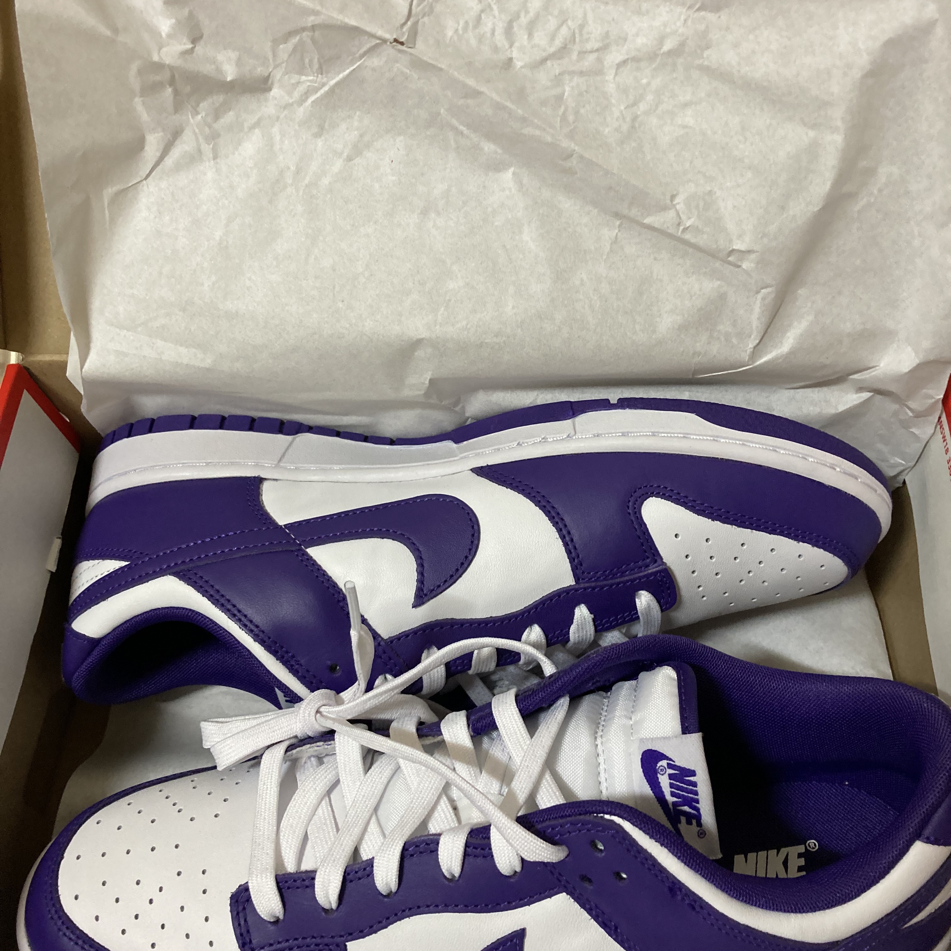 Nike Dunk Low Retro Championship Court Purple 착용 스타일 - 2